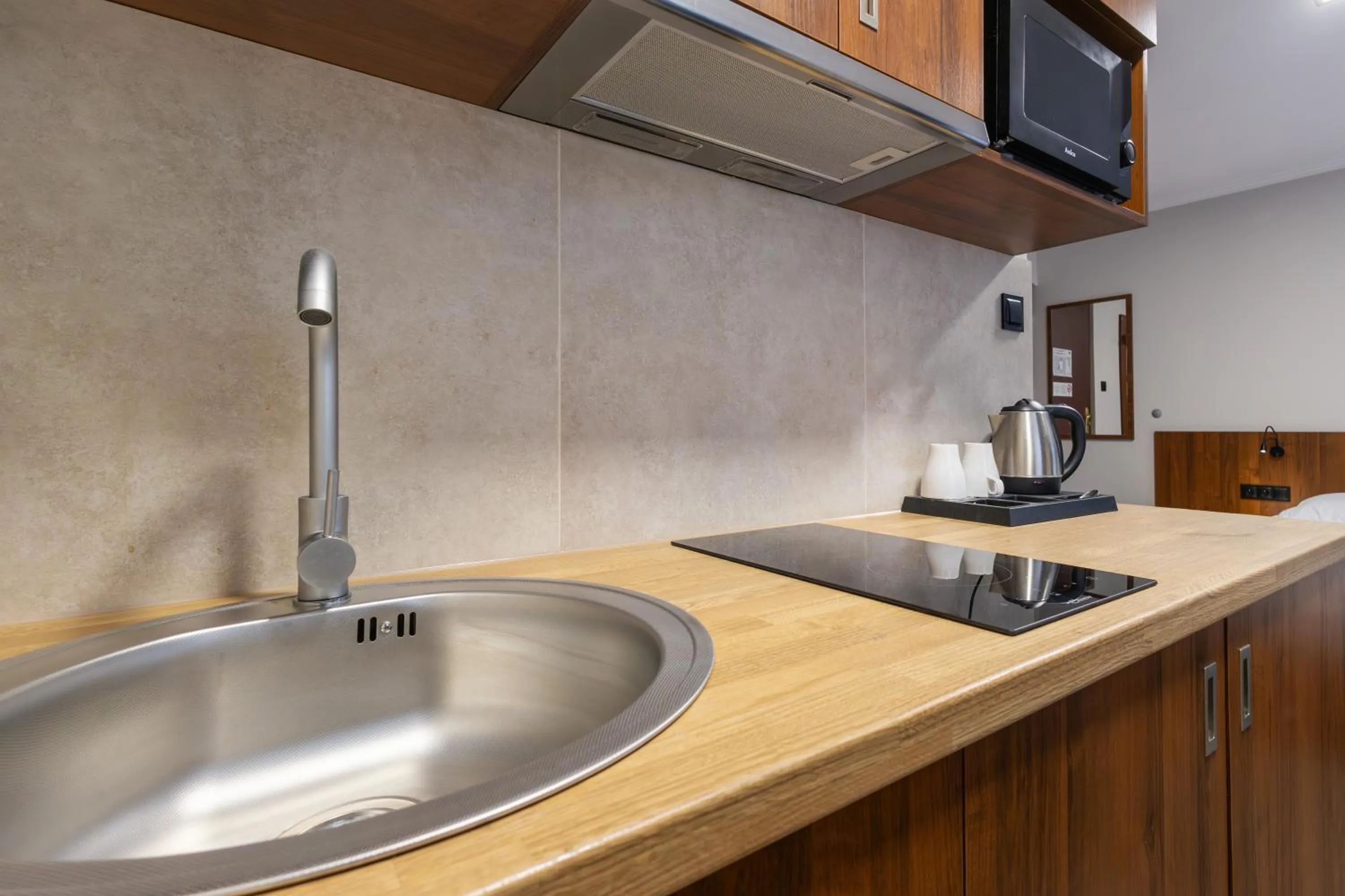 Coffee/tea facilities in Noclegi Hit Rooms & Apartments