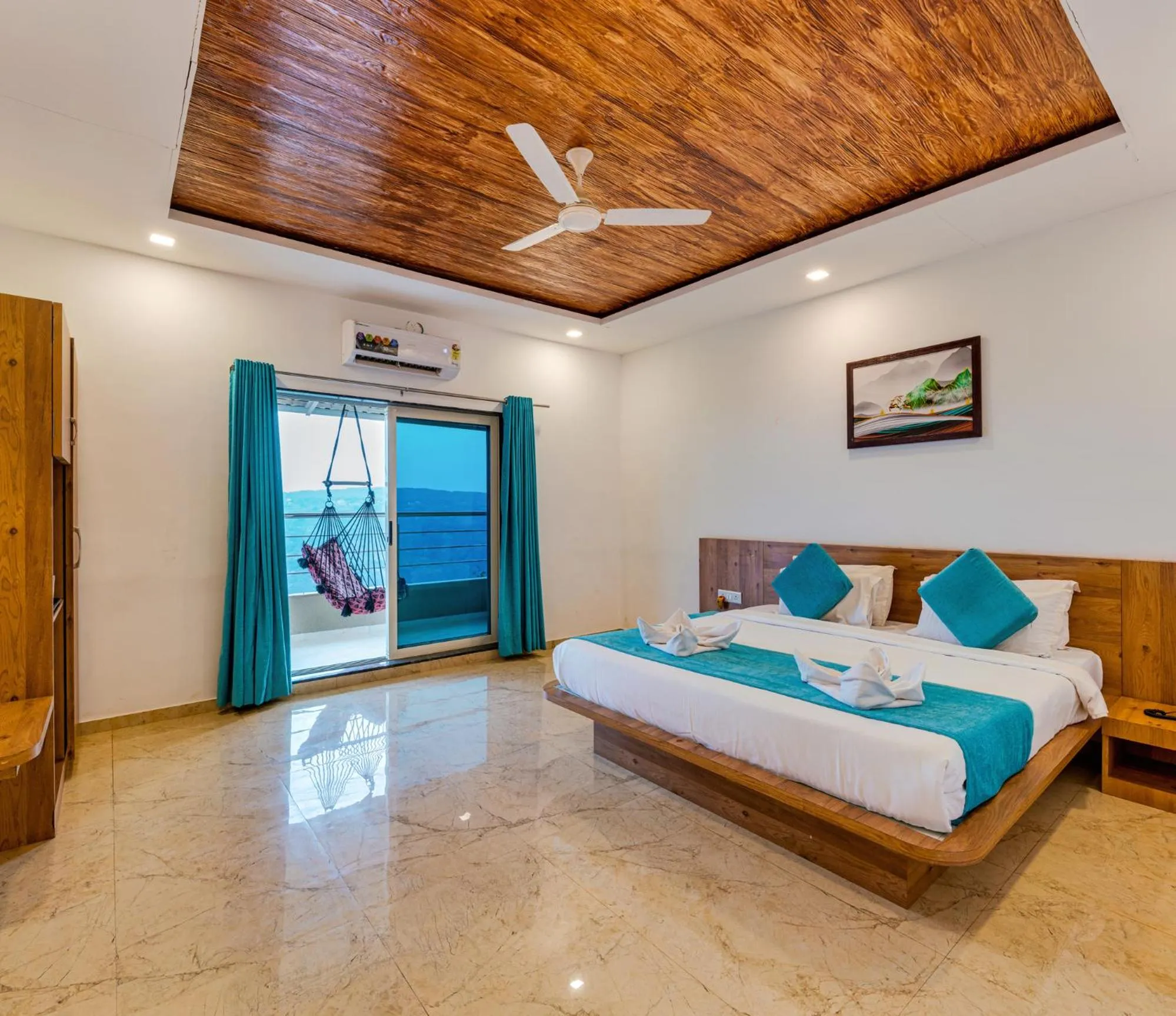 Photo of the whole room in Hotel Mahabaleshwar Fragrance