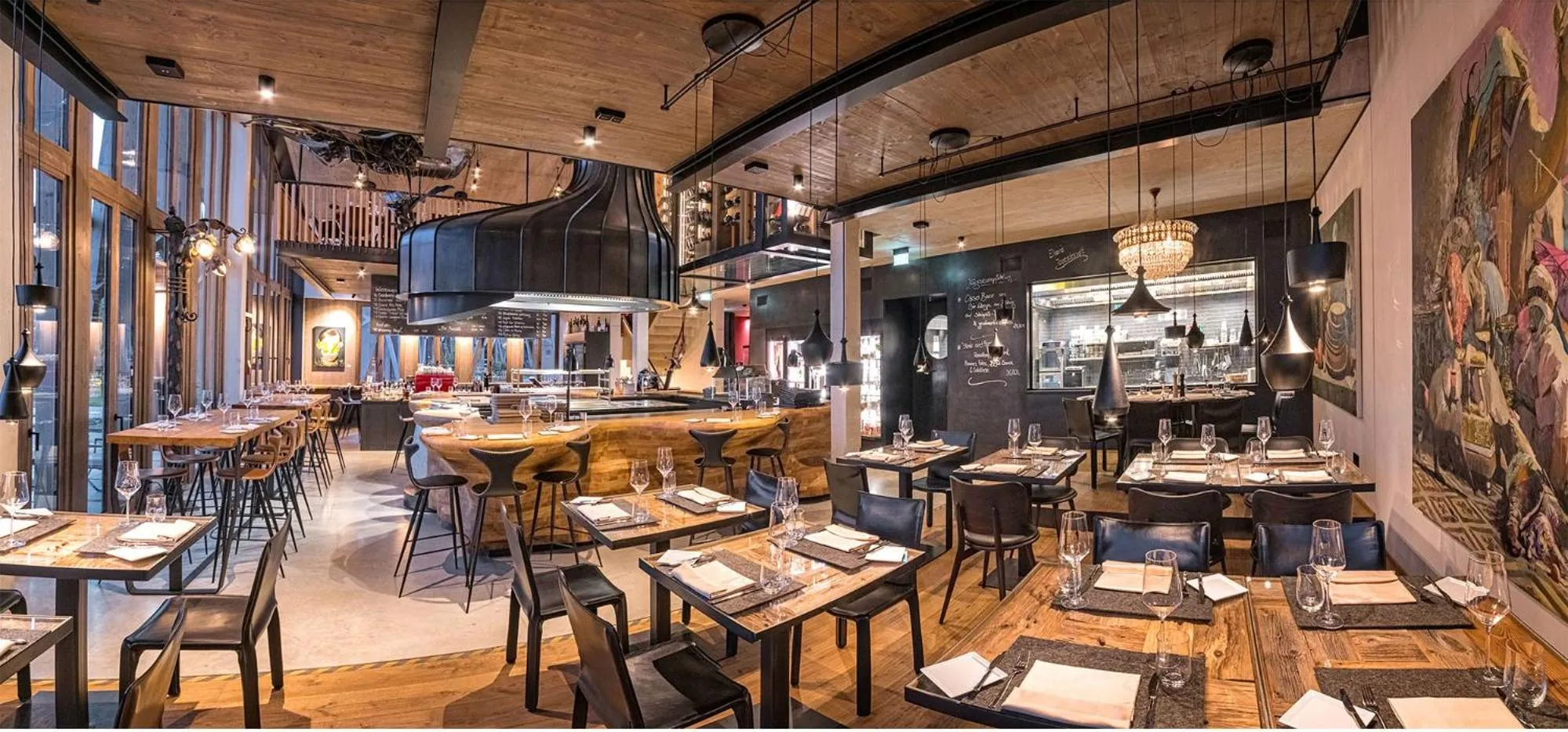 Restaurant/places to eat in Boutique-Hotel LARTOR