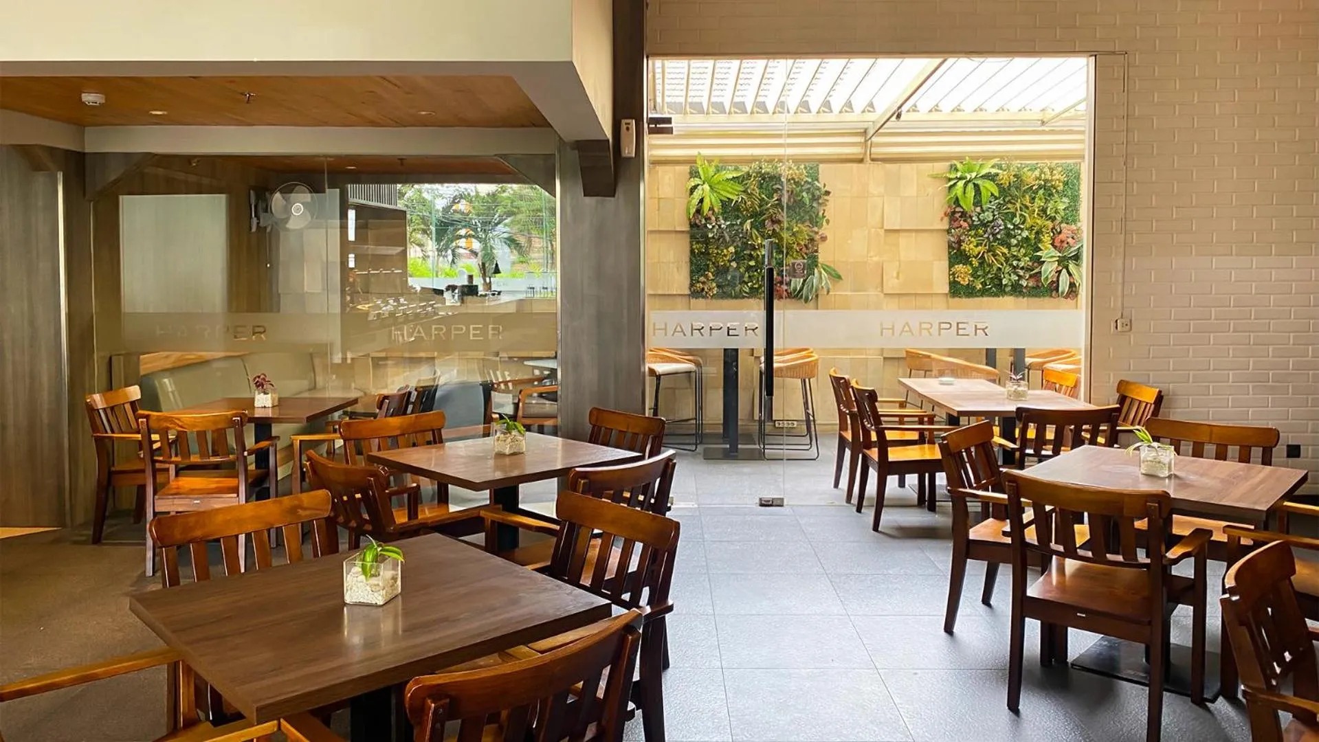 Harper Wahid Hasyim Medan by ASTON