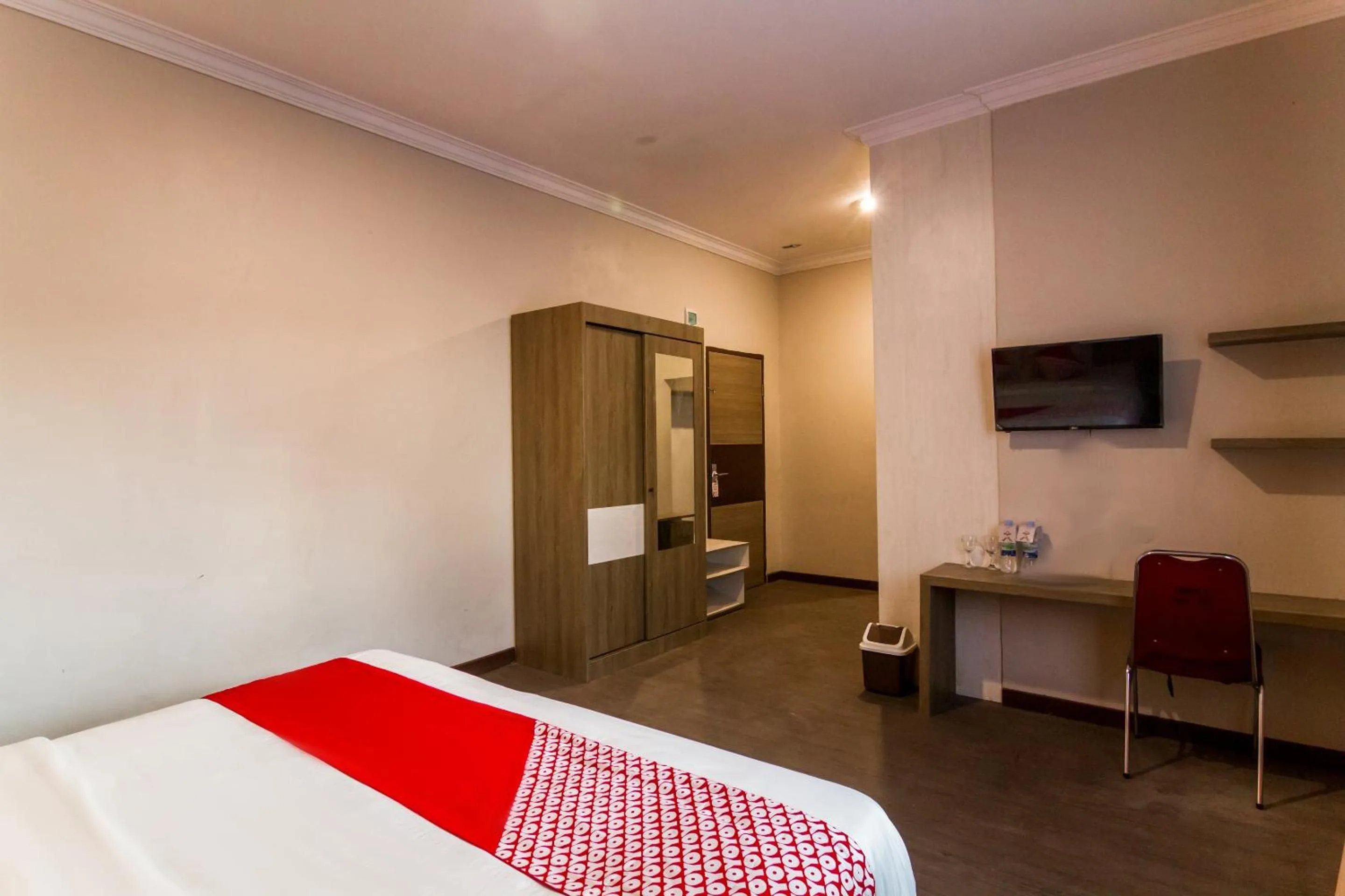 Bedroom in OYO 889 Edotel Amanah Hotel Syariah By Smk Muhammadiyah 1