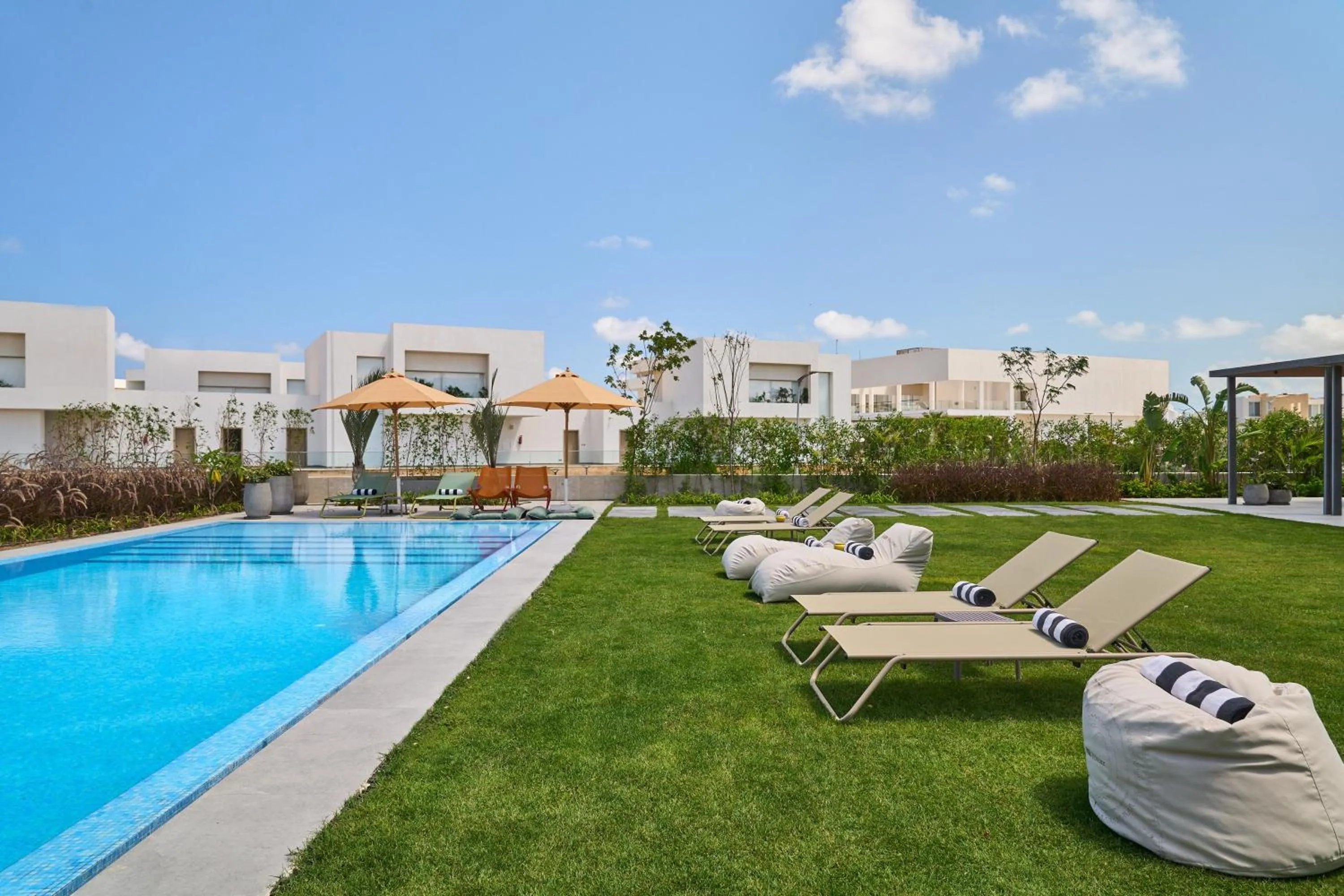 Swimming pool in The G Hotel Seashell