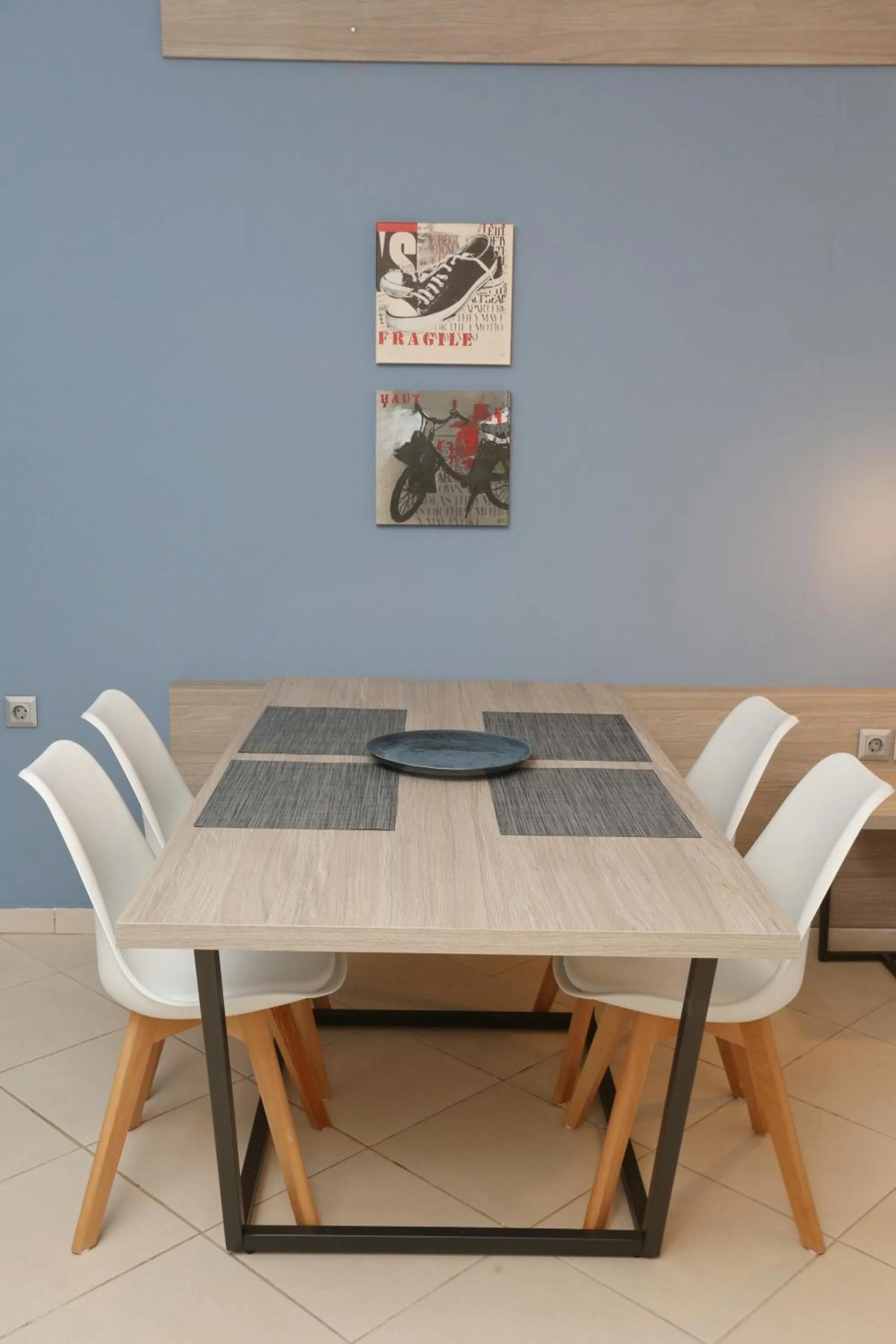 Dining area in Agreste Luxury Apartments