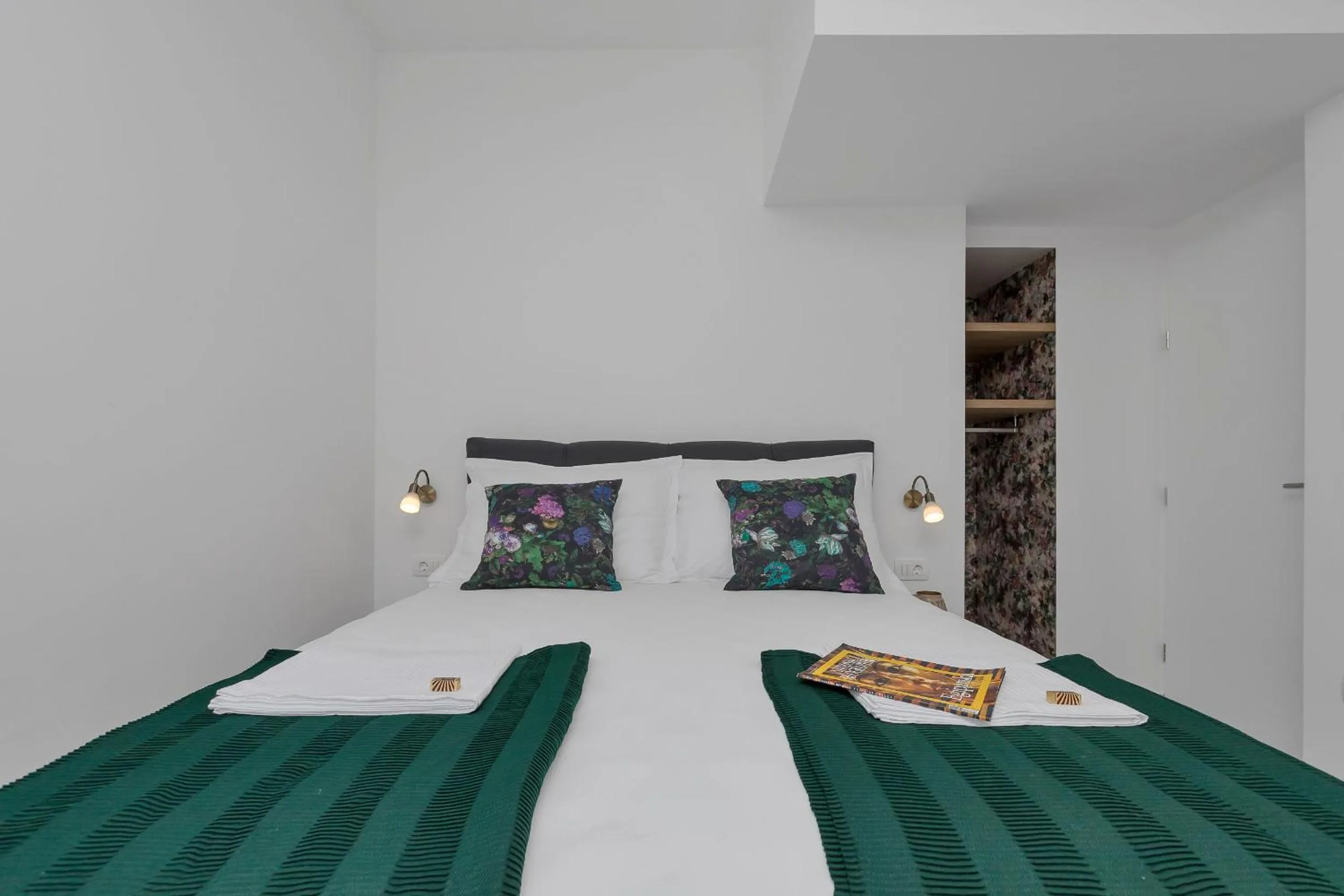 Bed in Apartments Strada Tučepi