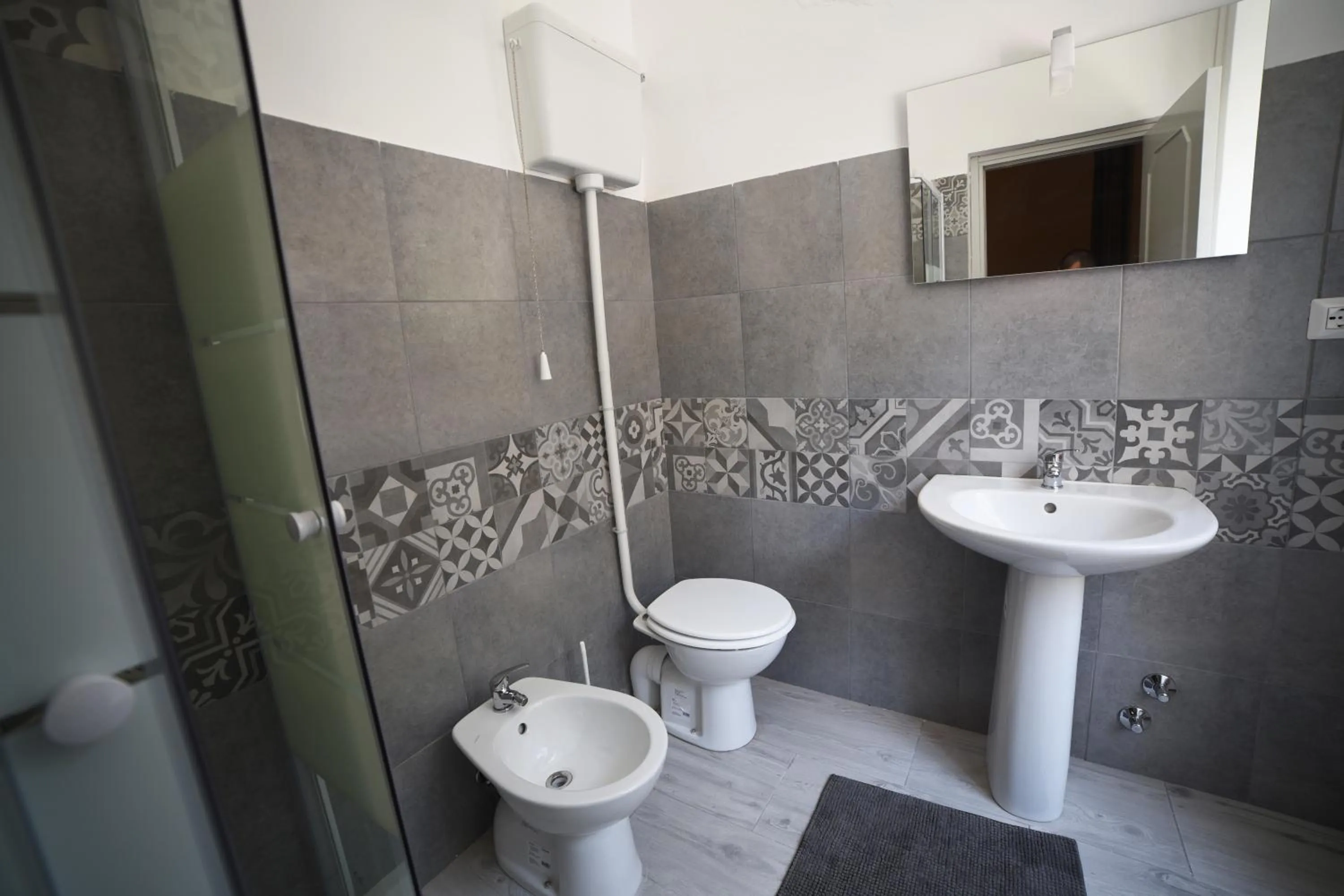 Shower in TIFEO Bed & Breakfast