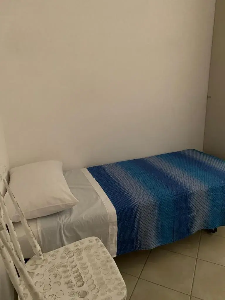 Triple Room with Private Bathroom in Da Nonna Laura al Circeo Triple Room with Private Bathroom in Da Nonna Laura al Circeo