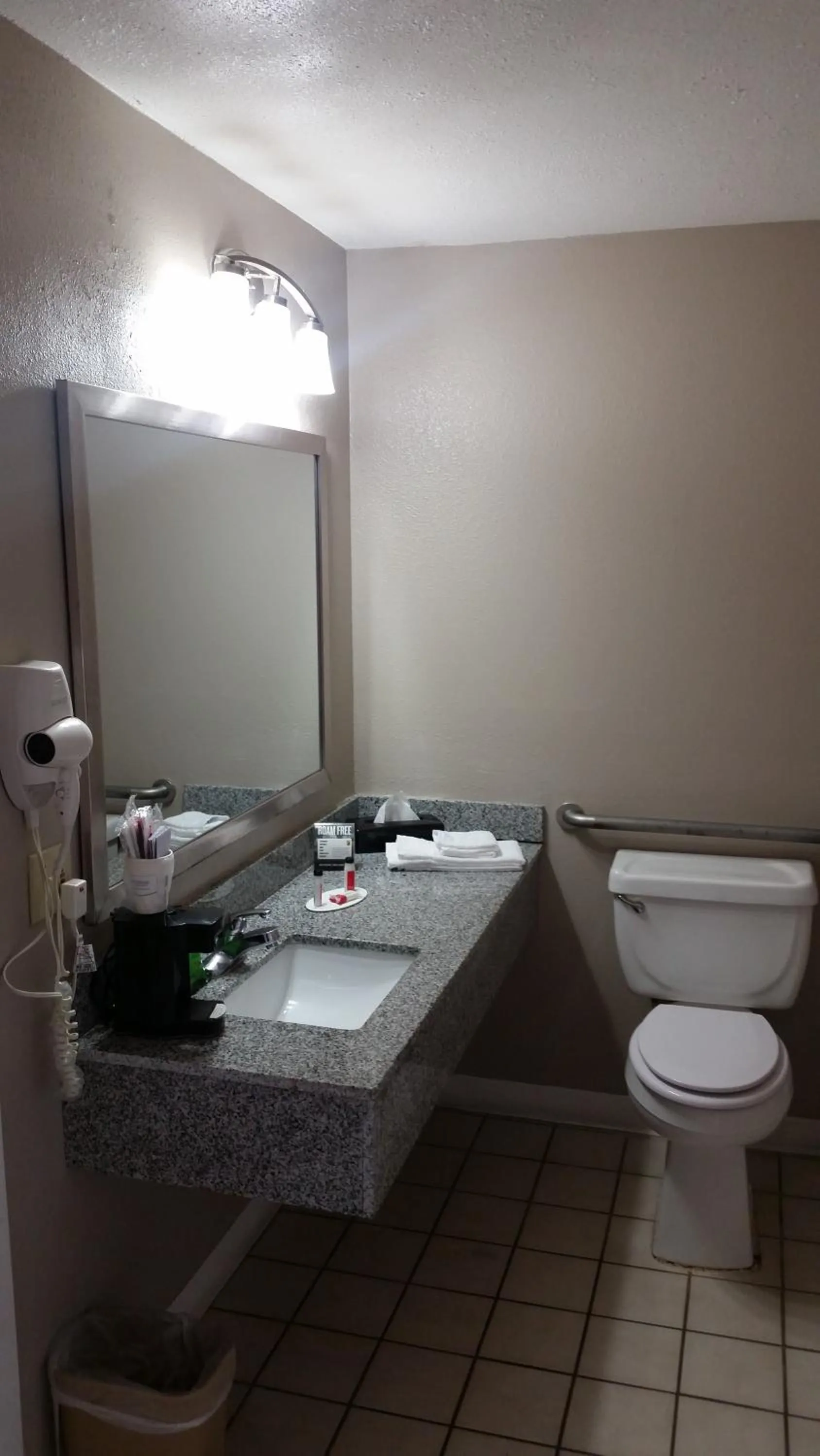 Bathroom in Studio 6 Opelousas, LA