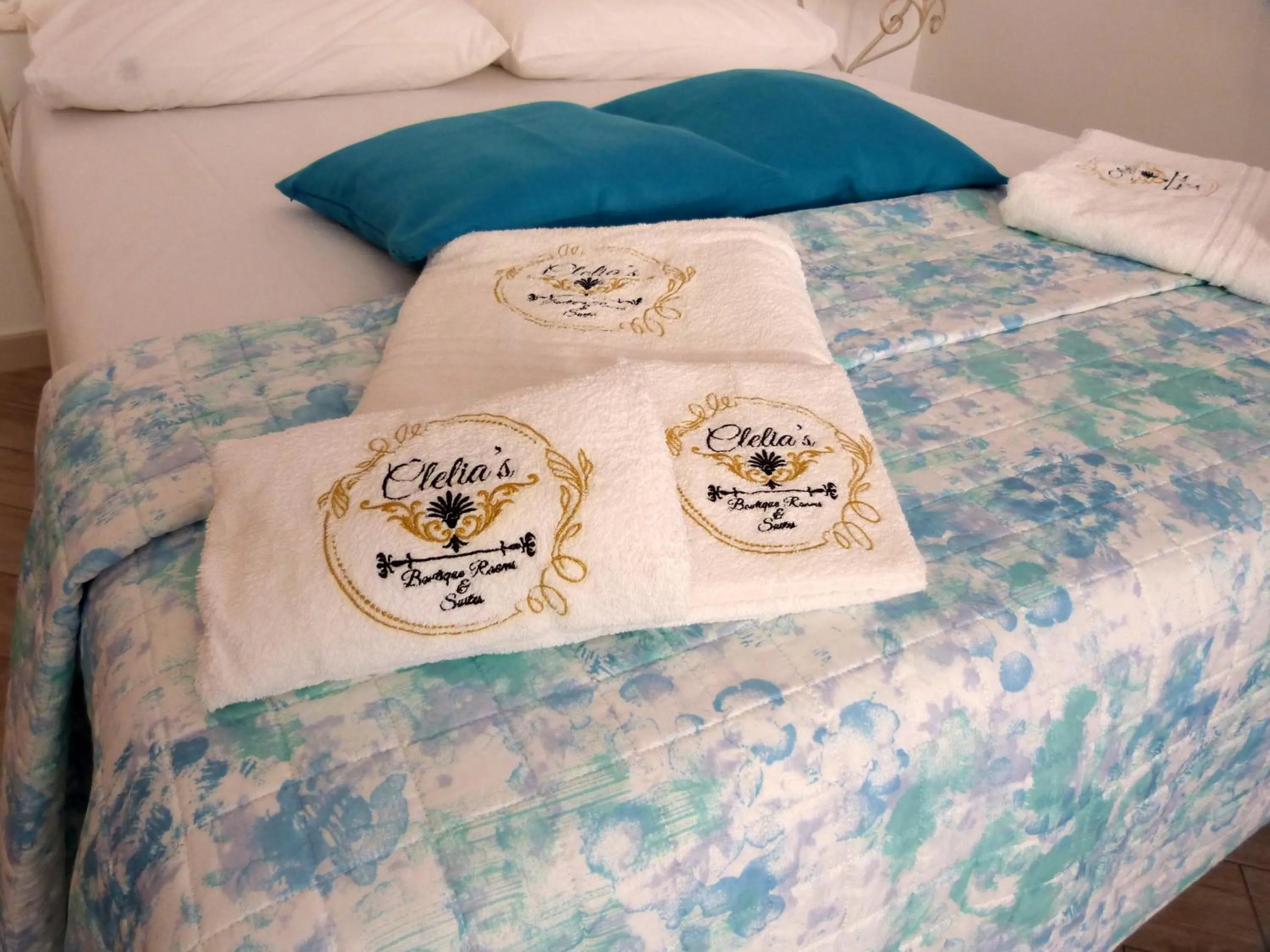 Clelia's Boutique Rooms & Suites