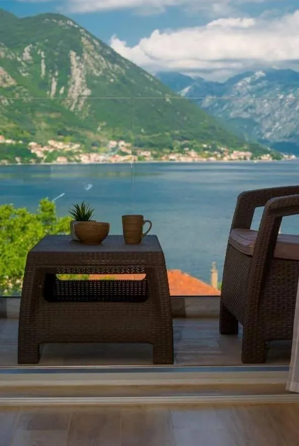 LaNi Lux View with Swimming Pool