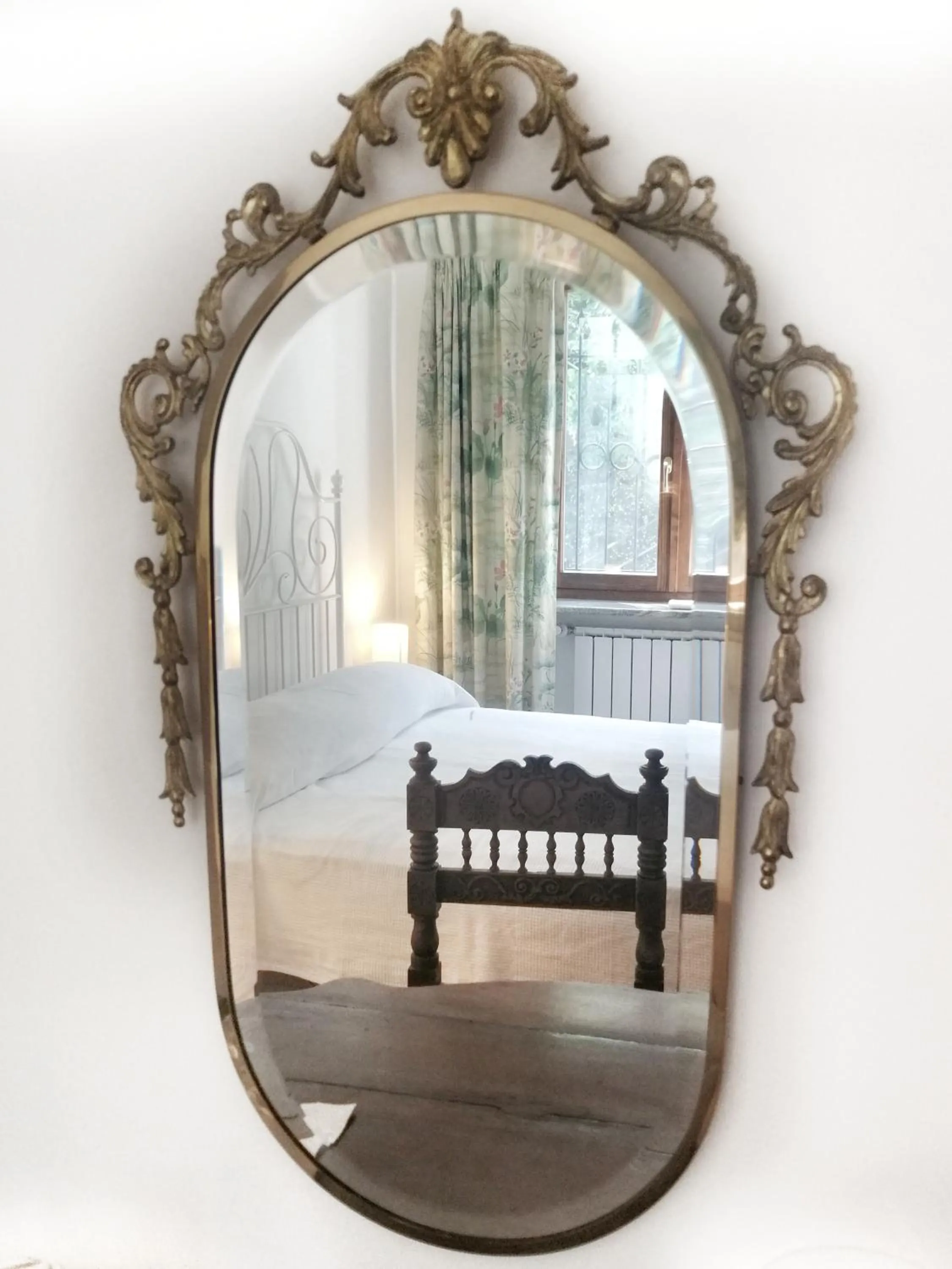 Bed in Villa Belvedere Langhe