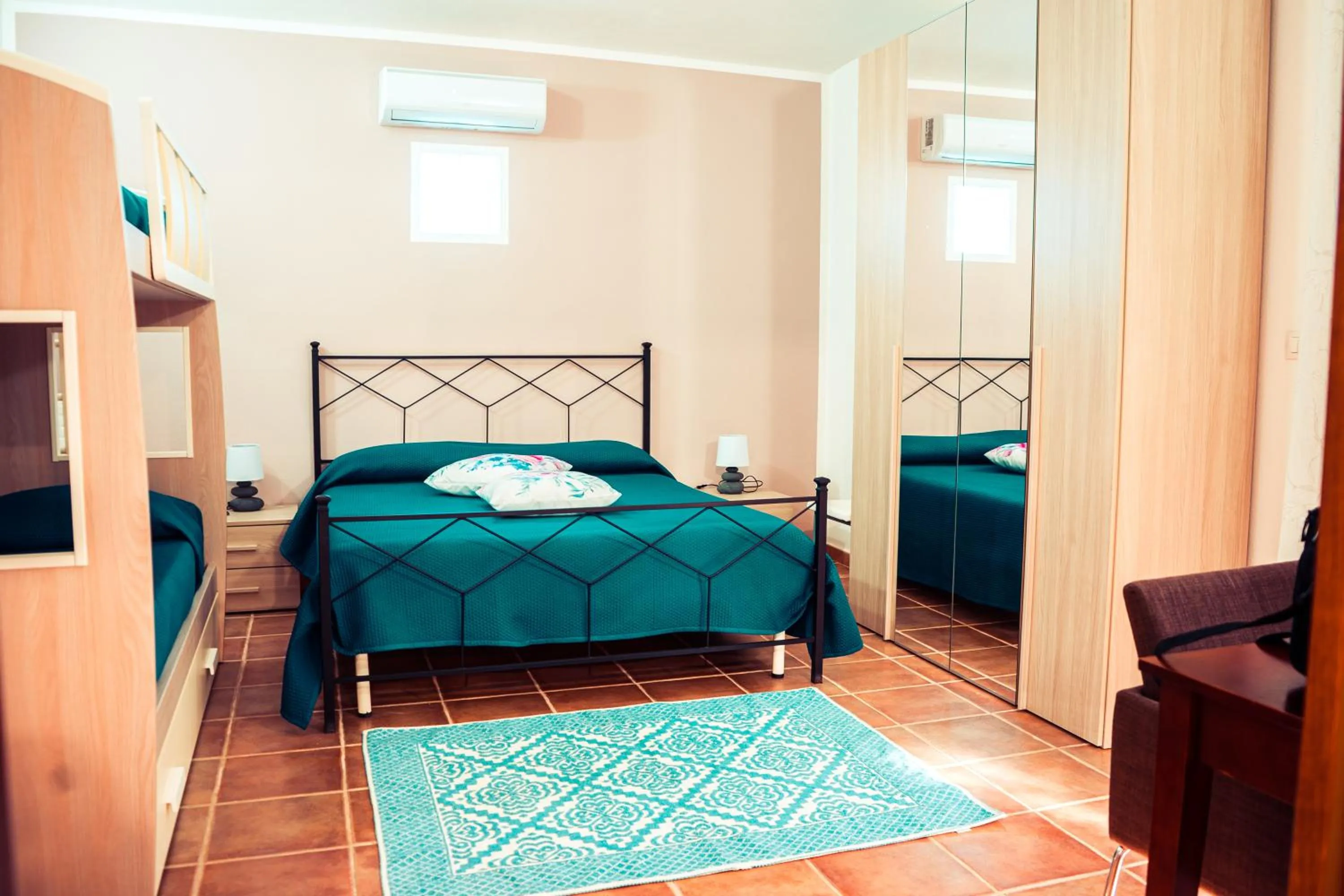 Bed in THE VINEYARDS