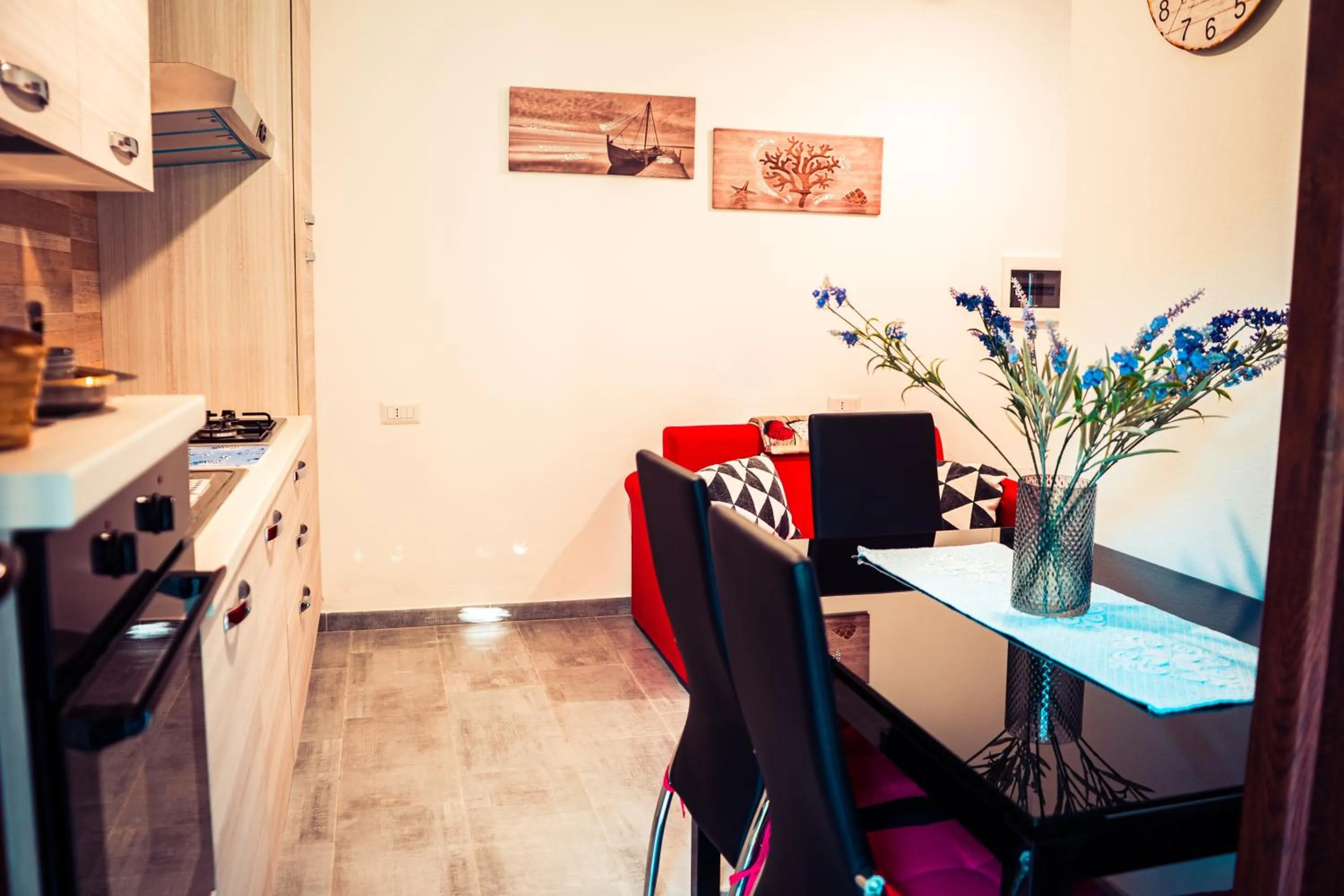 Dining area in THE VINEYARDS