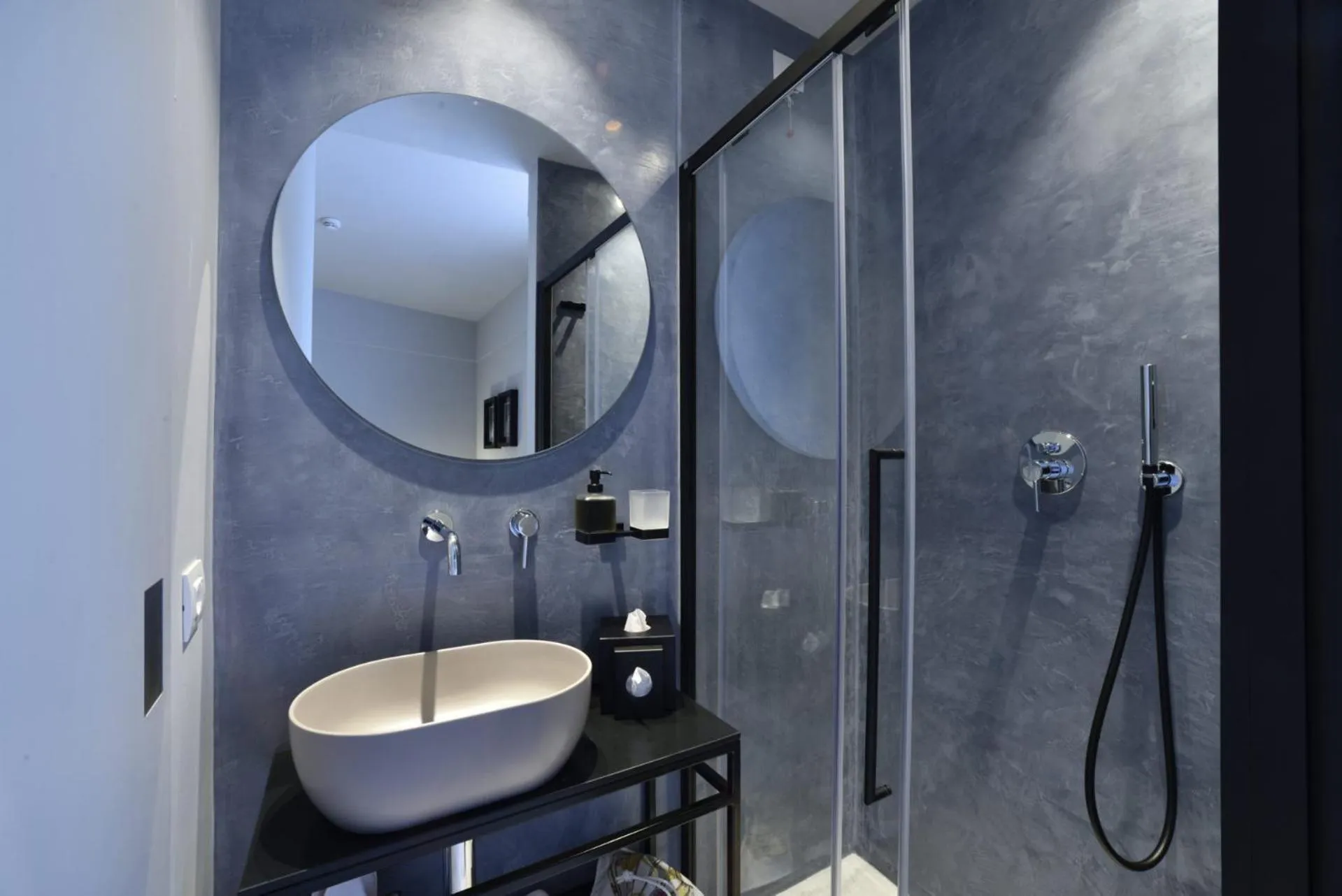 Bathroom in Boutique Hotel de la Ville