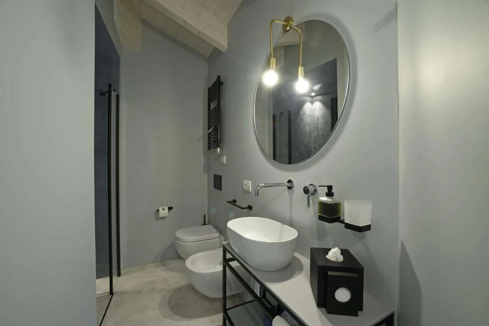 Bathroom in Boutique Hotel de la Ville