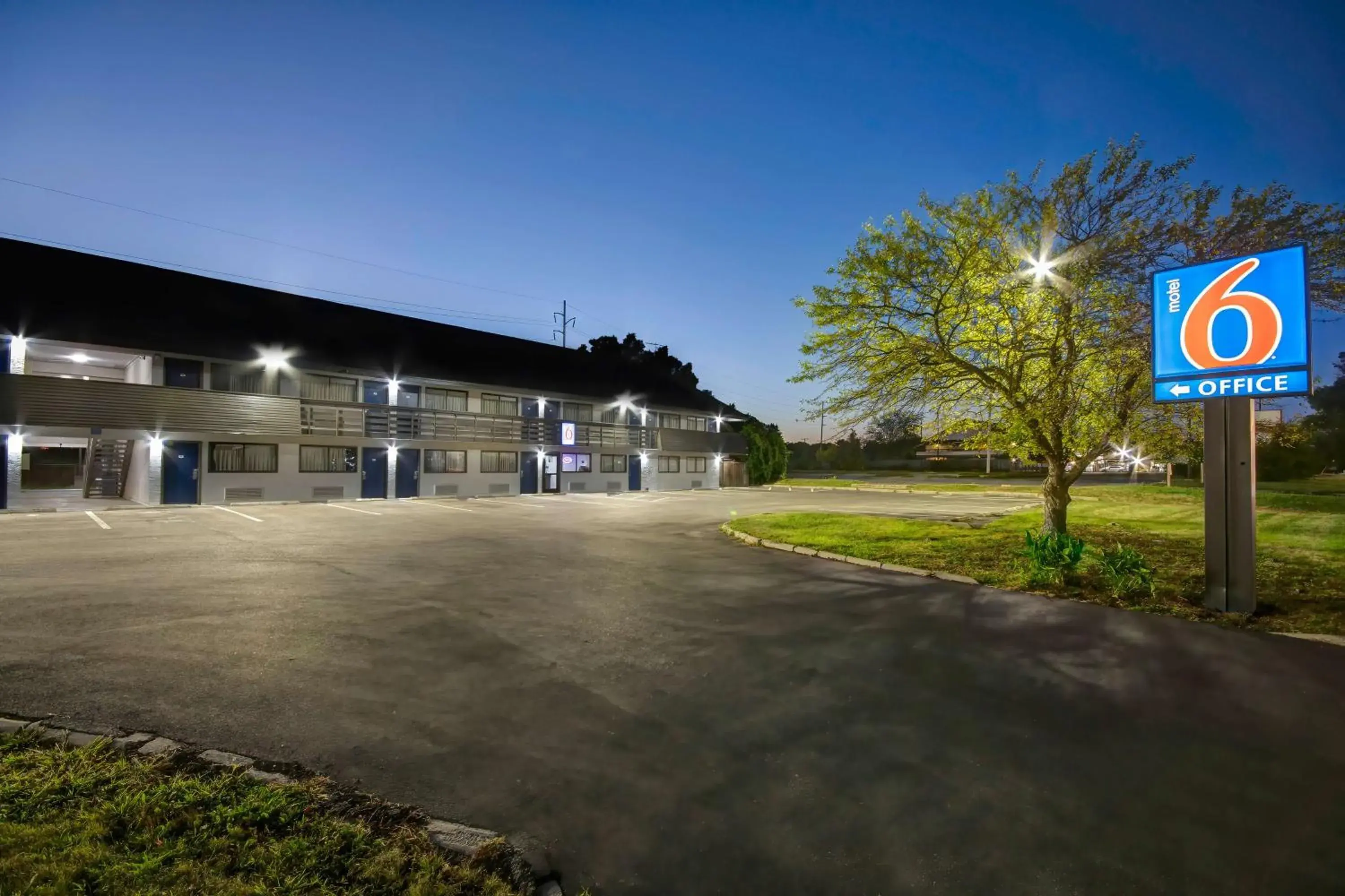 Motel 6 Columbus OH - OSU North Motel 6 Columbus OH - OSU North