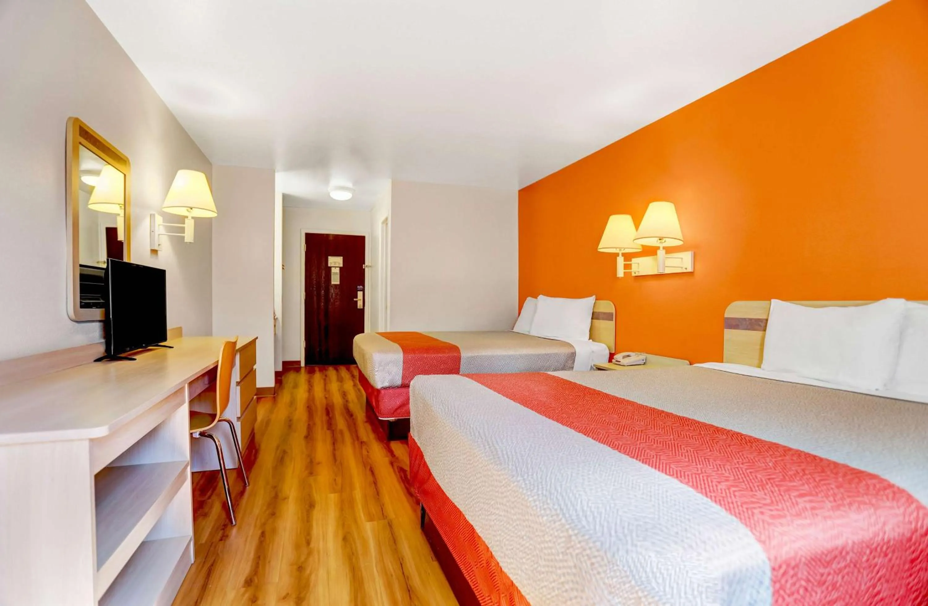 Bedroom, Bed in Motel 6-Espanola, NM