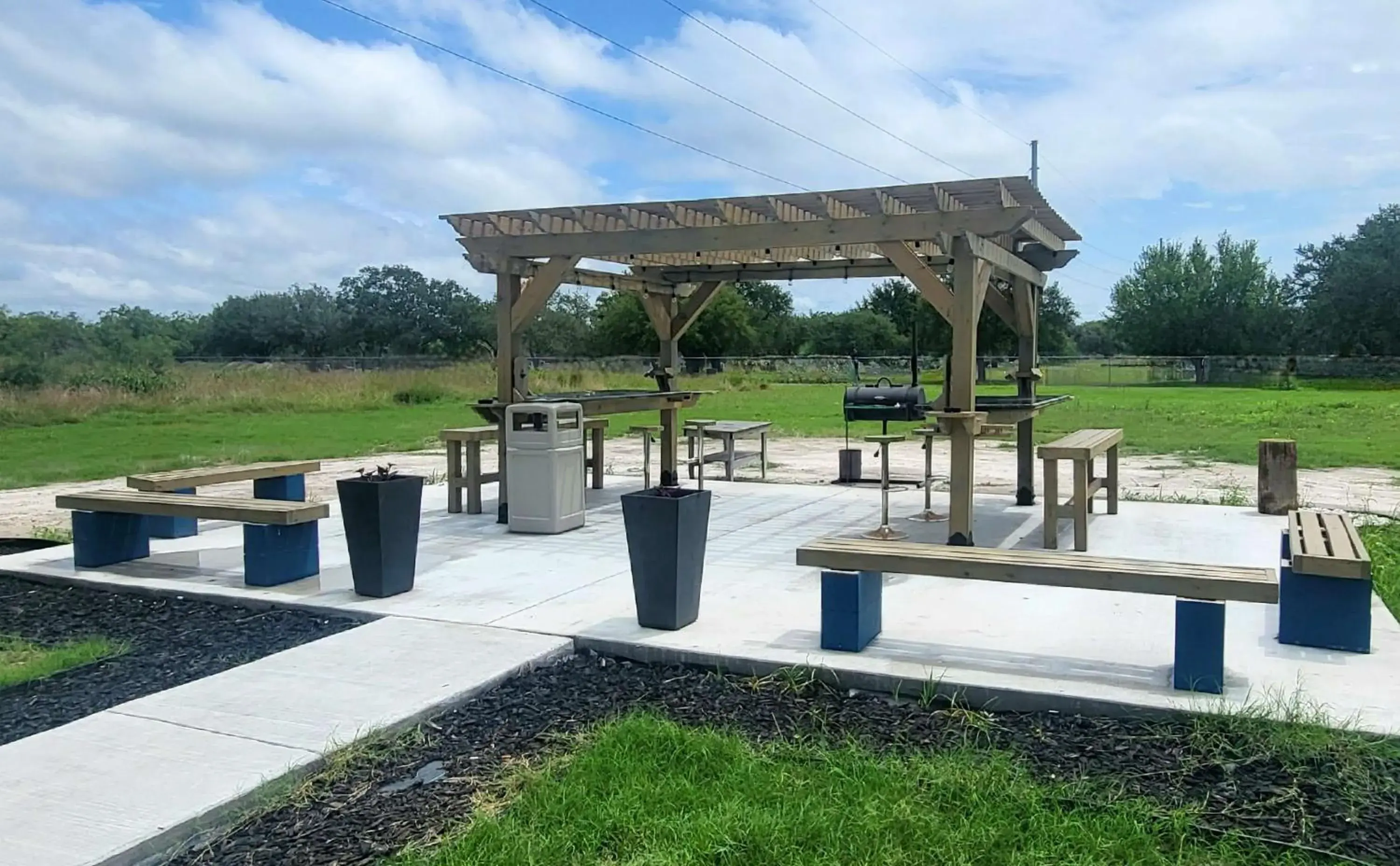 Property building in Motel 6 Sinton TX Property building in Motel 6 Sinton TX