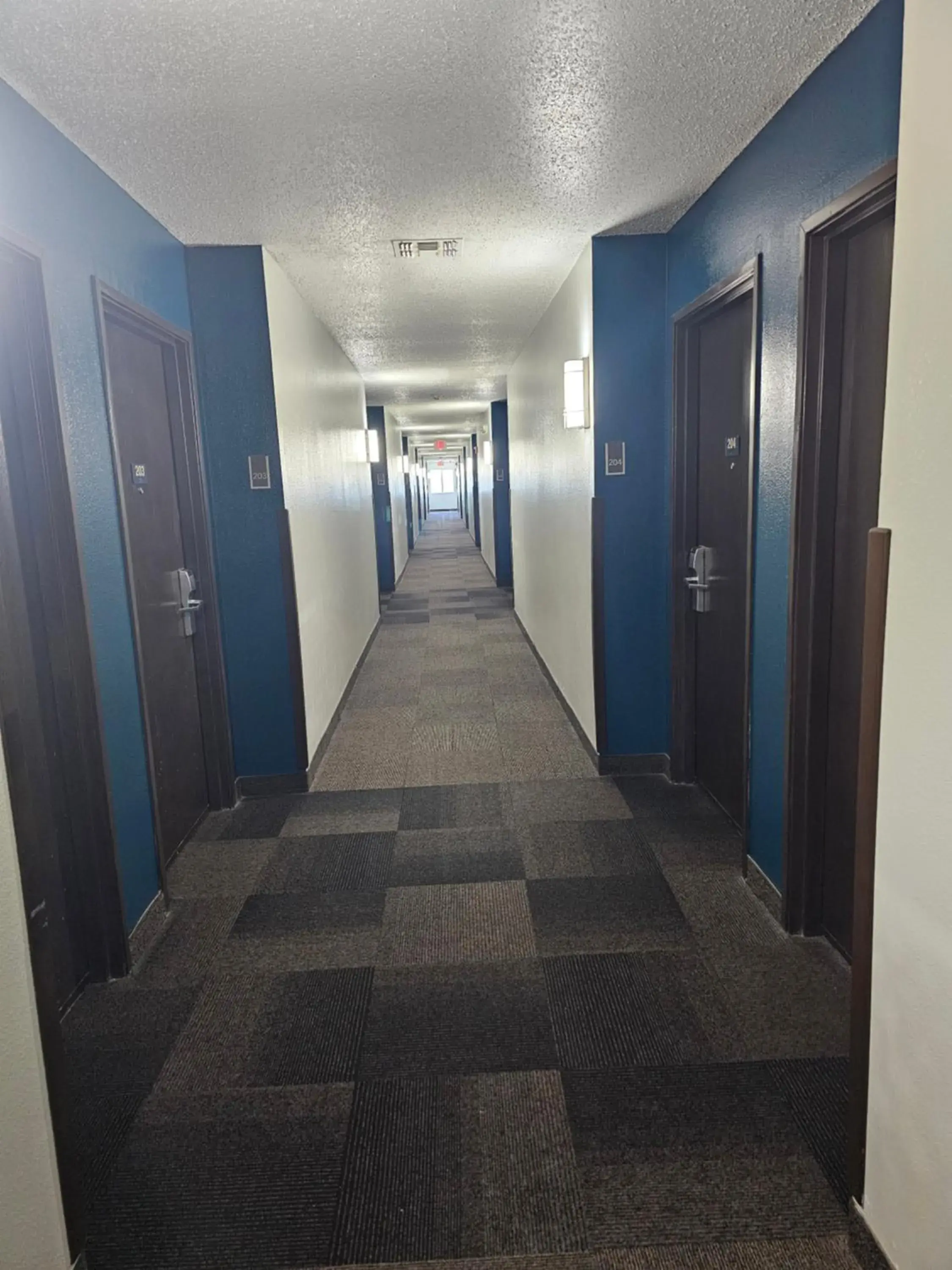 Property building in Motel 6 Sinton TX Property building in Motel 6 Sinton TX