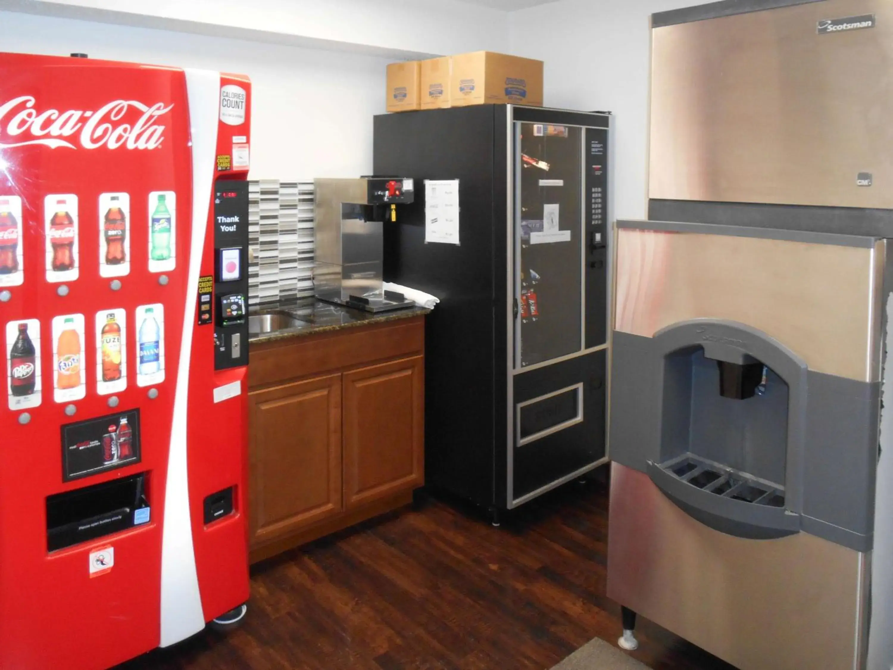 Property building in Motel 6 Sinton TX Property building in Motel 6 Sinton TX