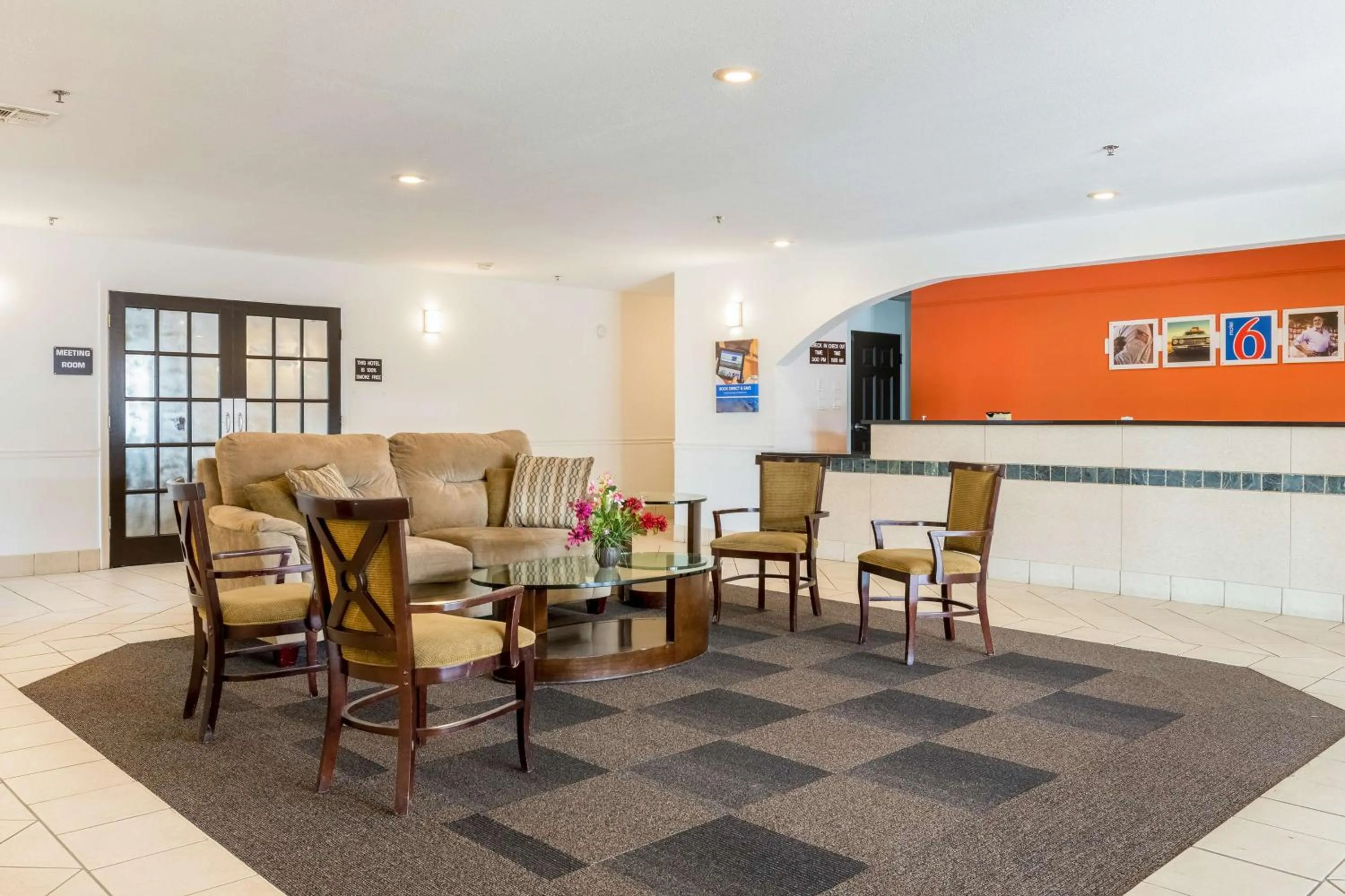 Lobby or reception in Motel 6 Crowley, LA