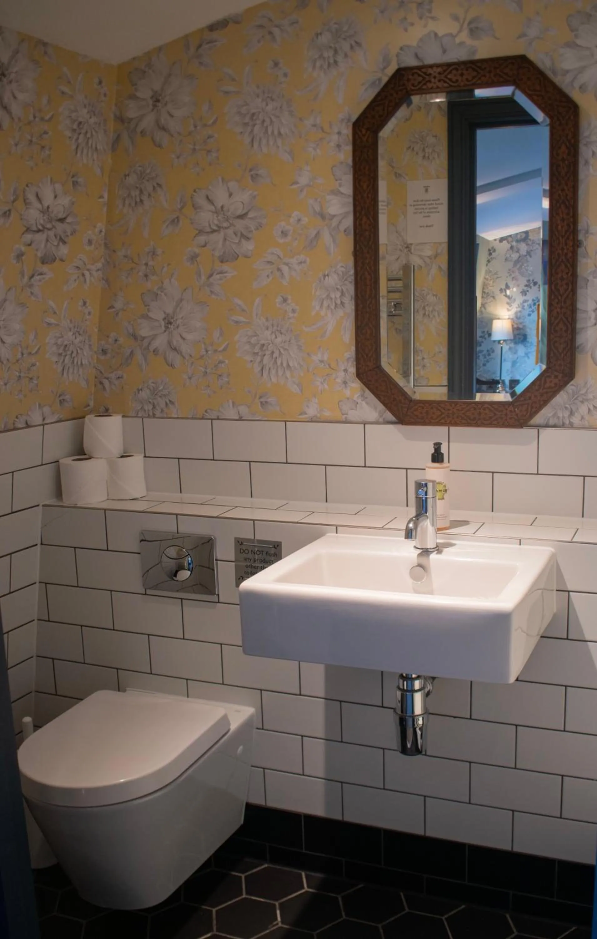 Bathroom in Westow House - London Crystal Palace