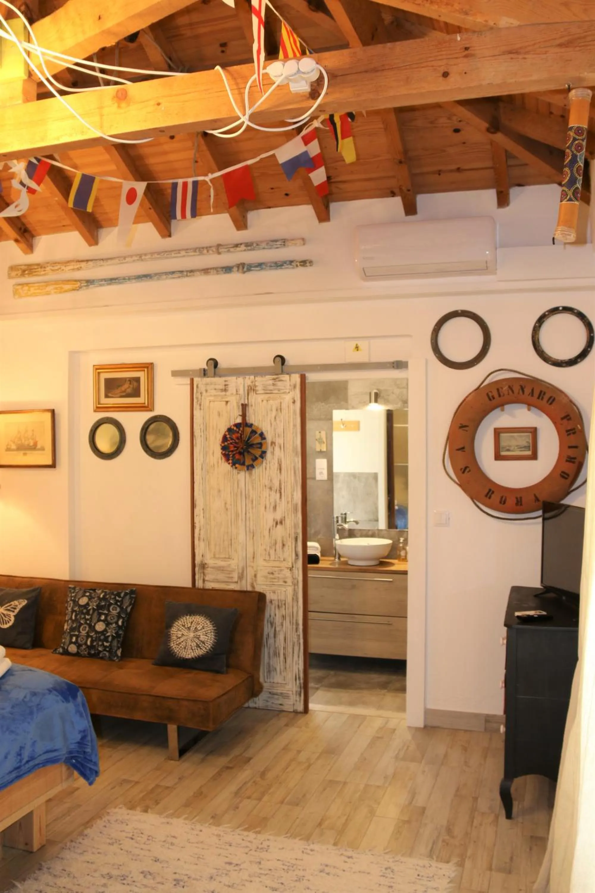Bathroom in Geronimo Guest House Belém