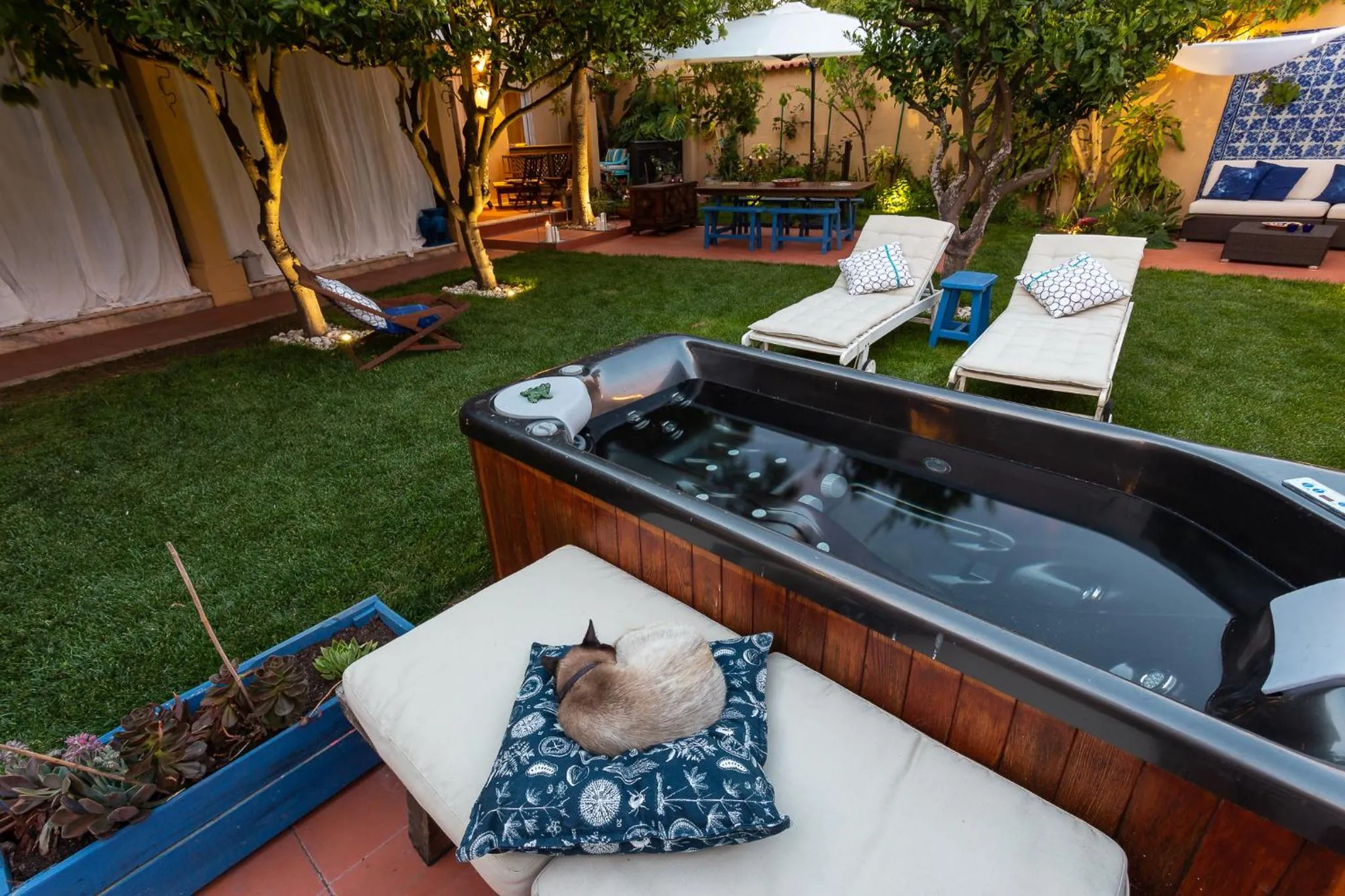 Garden in Geronimo Guest House Belém