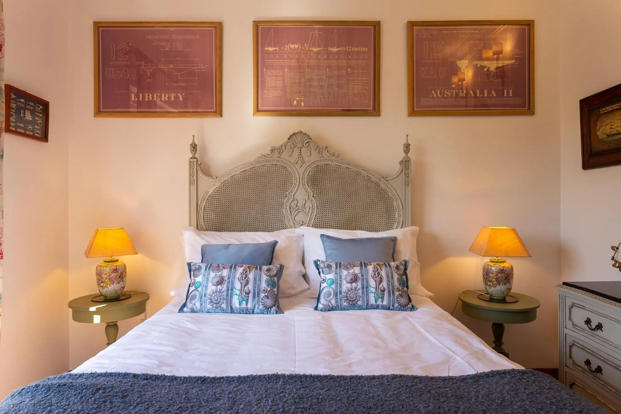 Bed in Geronimo Guest House Belém