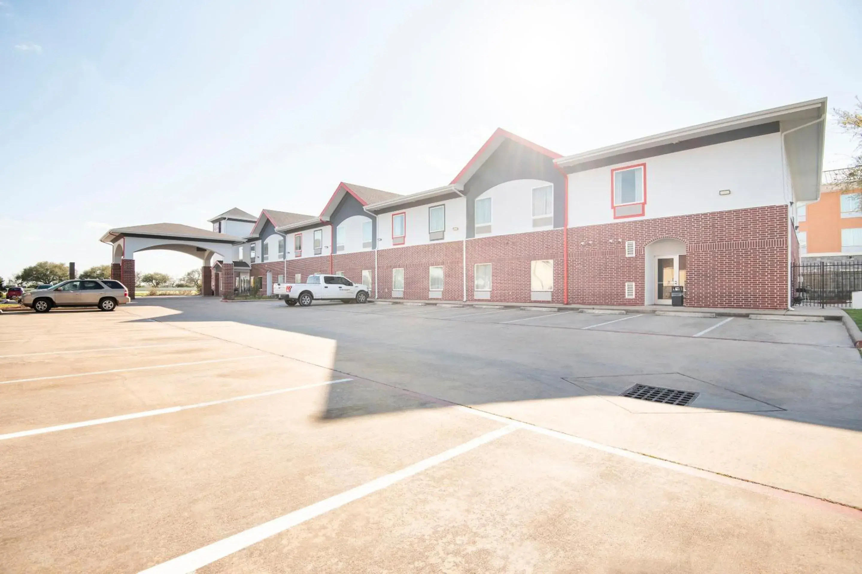 Facade/entrance in OYO Townhouse Clute Lake Jackson Facade/entrance in OYO Townhouse Clute Lake Jackson