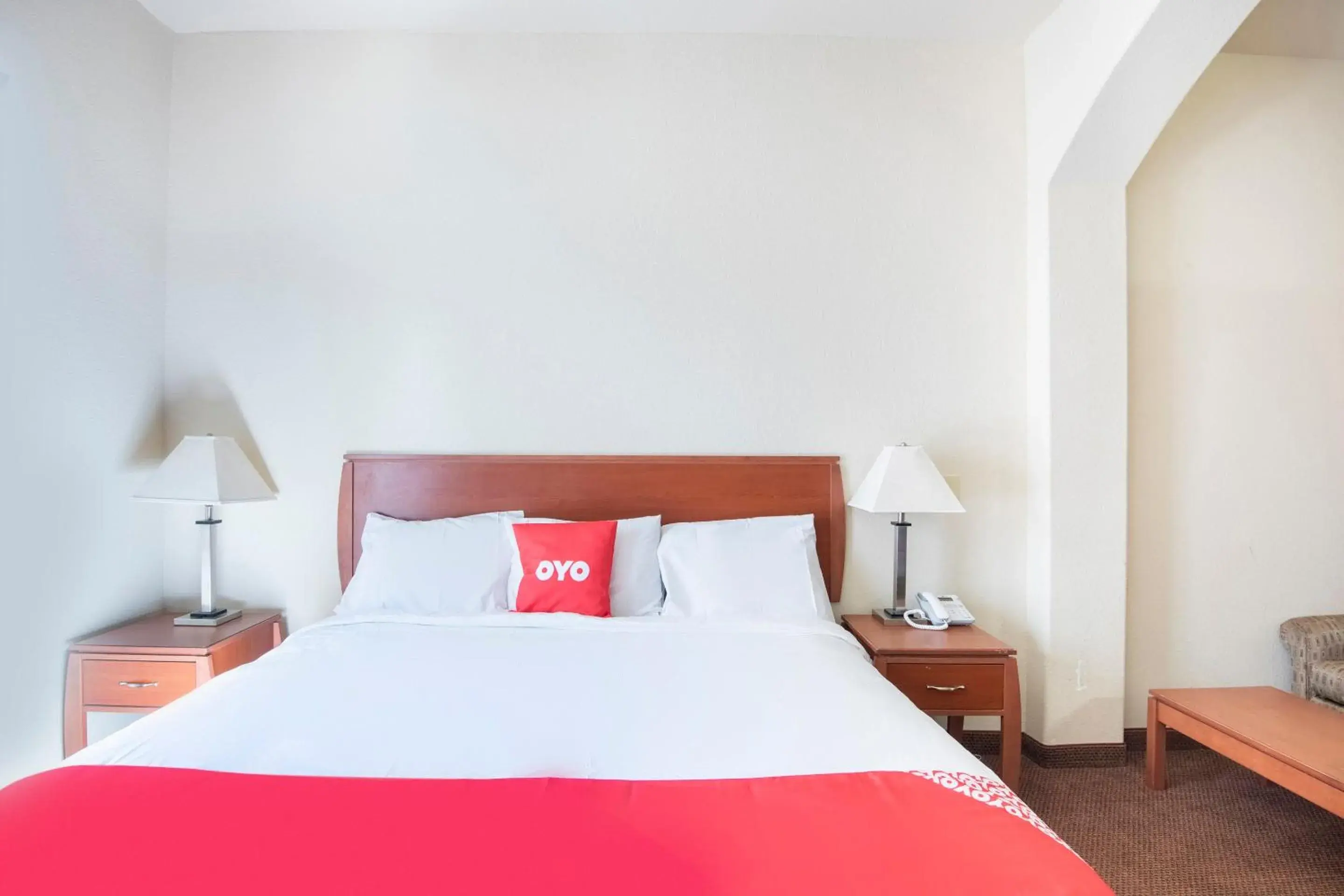 Bedroom, Bed in OYO Townhouse Clute Lake Jackson Bedroom, Bed in OYO Townhouse Clute Lake Jackson