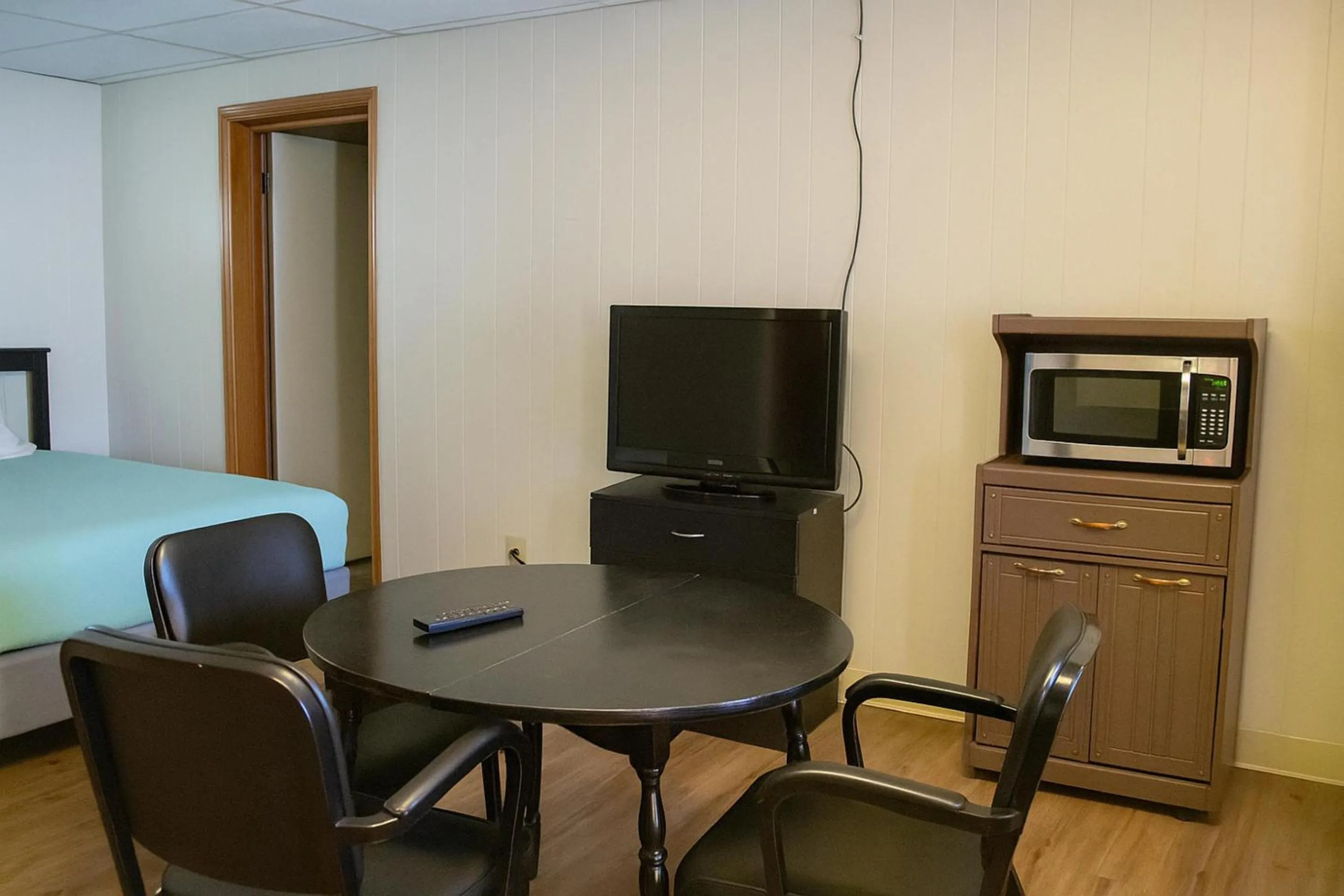 Bedroom in Homestead Inn Wolf Point Hwy 2