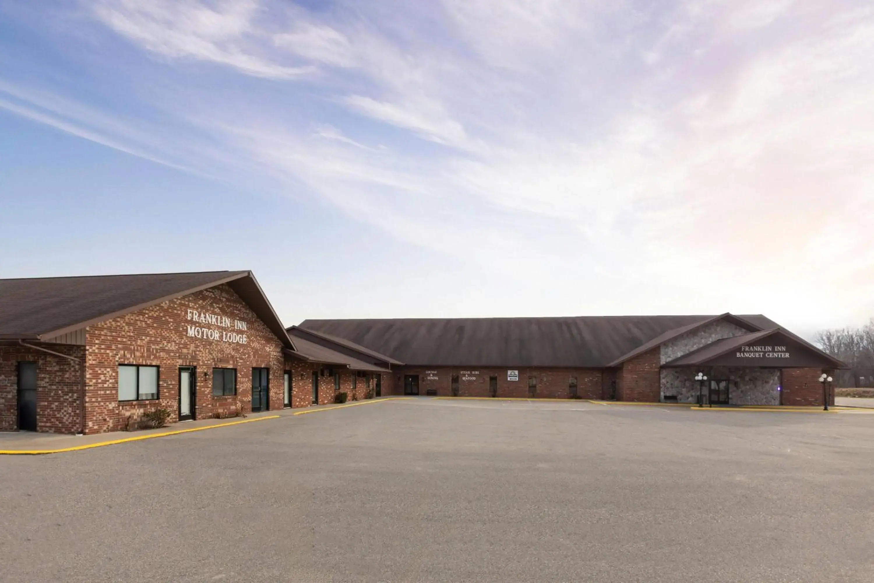 Property building in Days Inn by Wyndham Bad Axe Property building in Days Inn by Wyndham Bad Axe