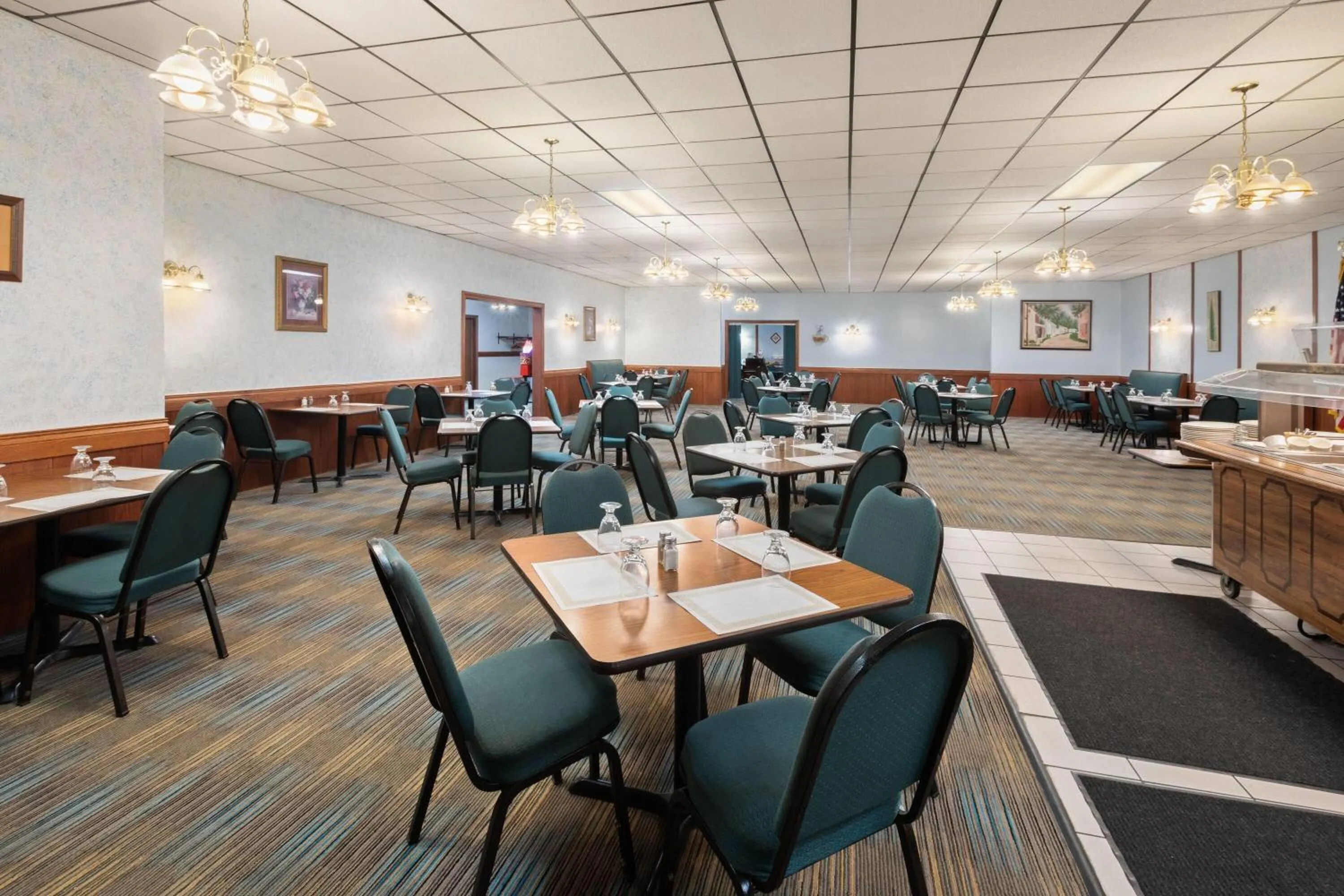 Restaurant/places to eat in Days Inn by Wyndham Bad Axe