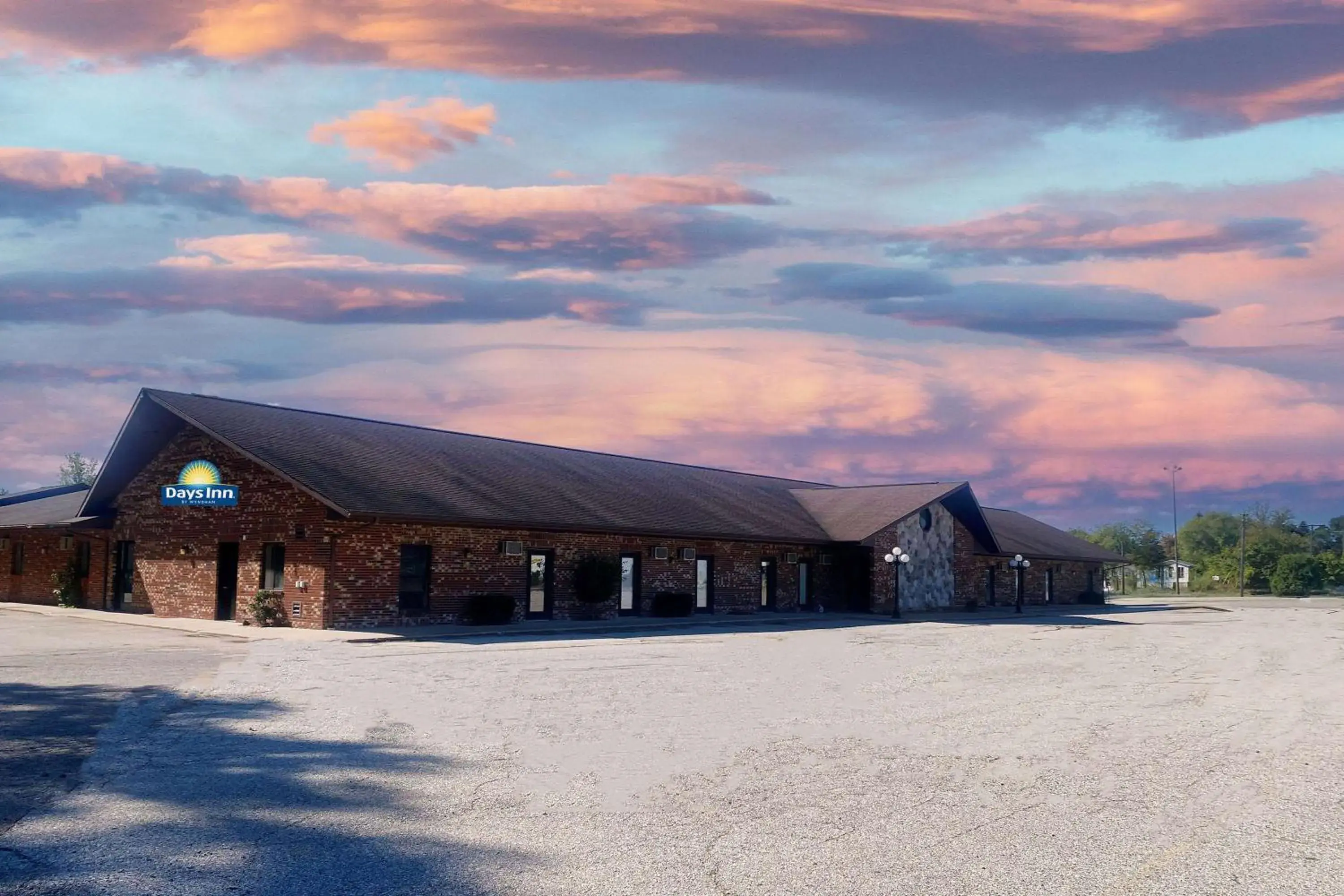 Property building in Days Inn by Wyndham Bad Axe Property building in Days Inn by Wyndham Bad Axe