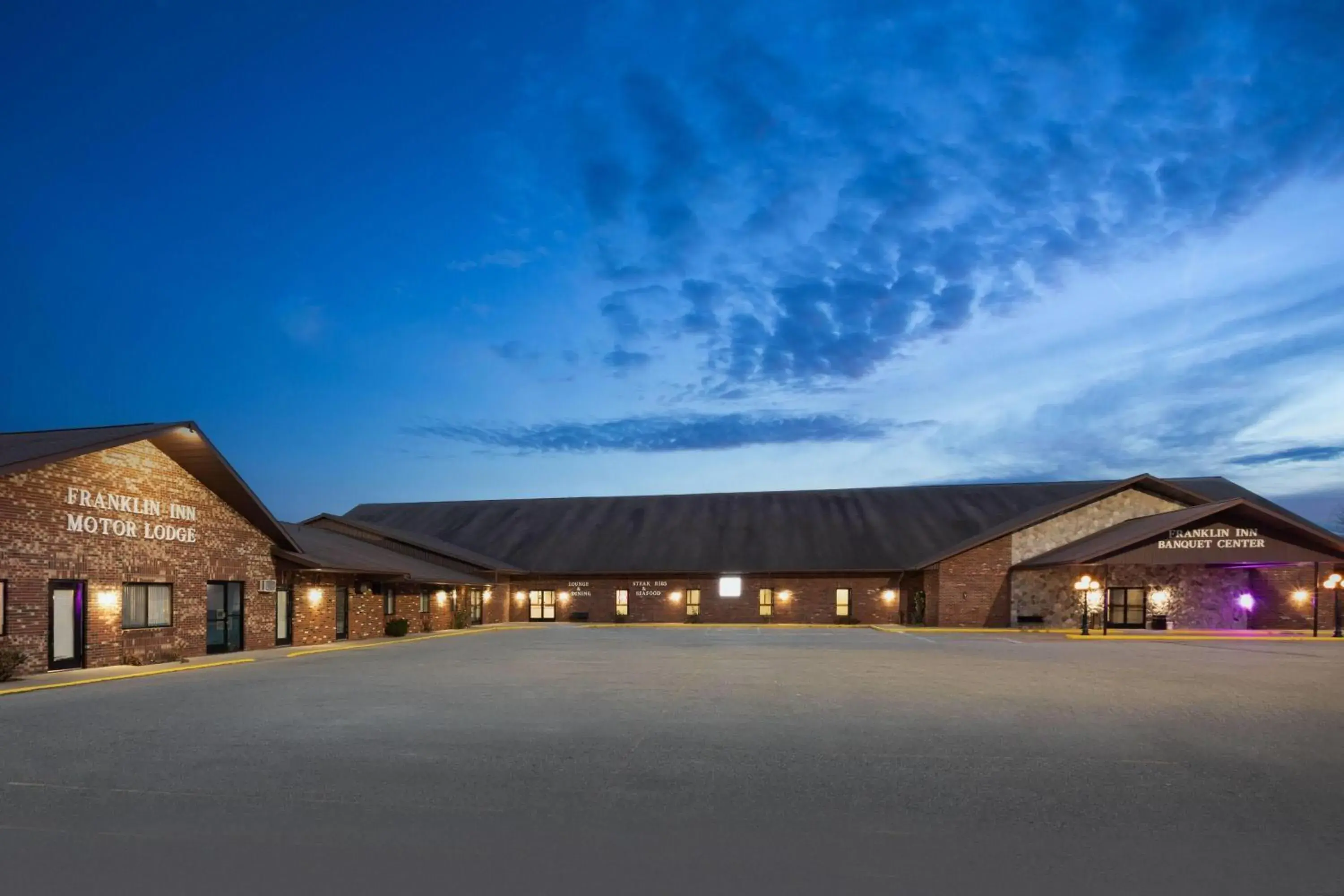 Property building in Days Inn by Wyndham Bad Axe Property building in Days Inn by Wyndham Bad Axe