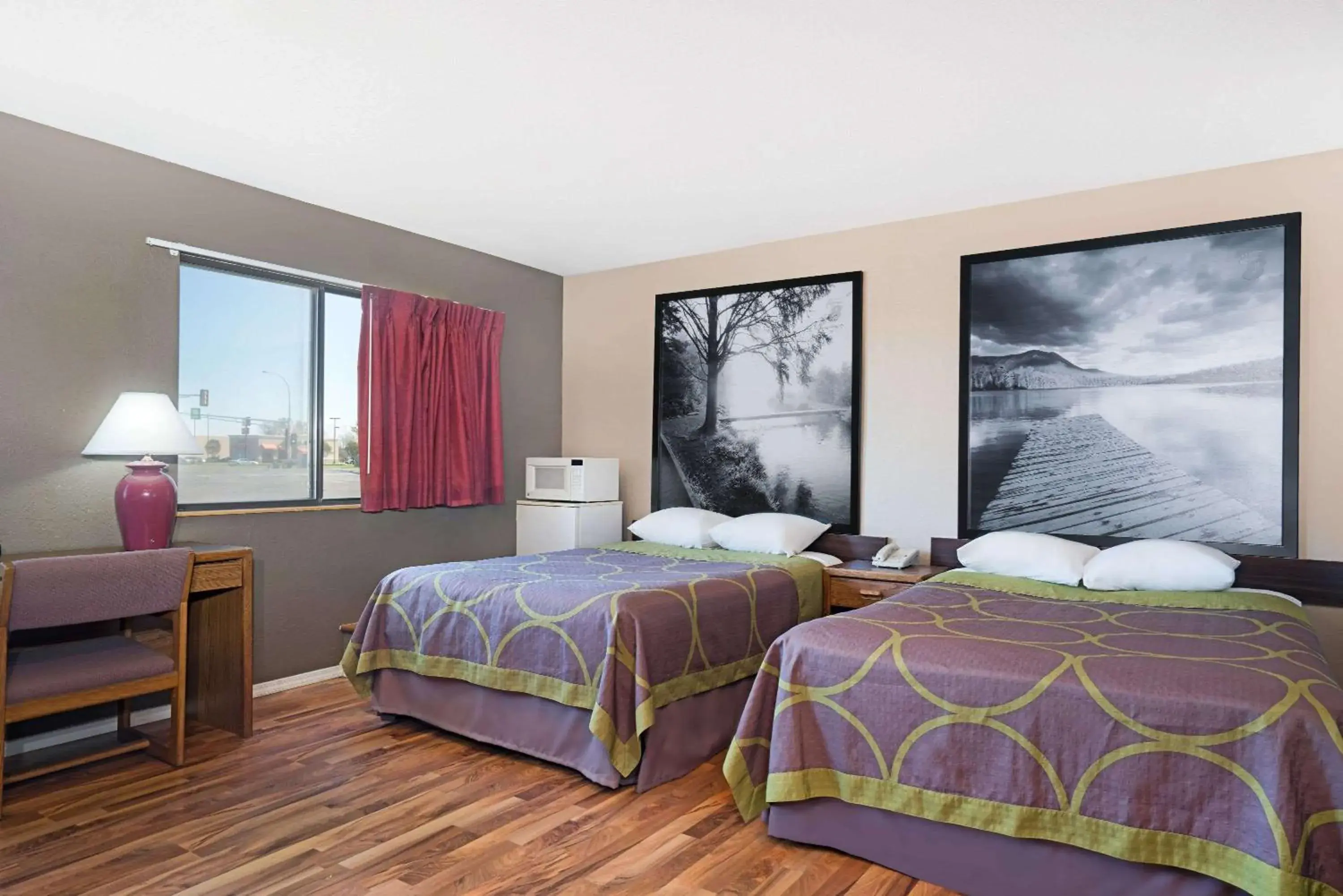 Photo of the whole room, Bed in Super 8 by Wyndham Marshall MN Photo of the whole room, Bed in Super 8 by Wyndham Marshall MN