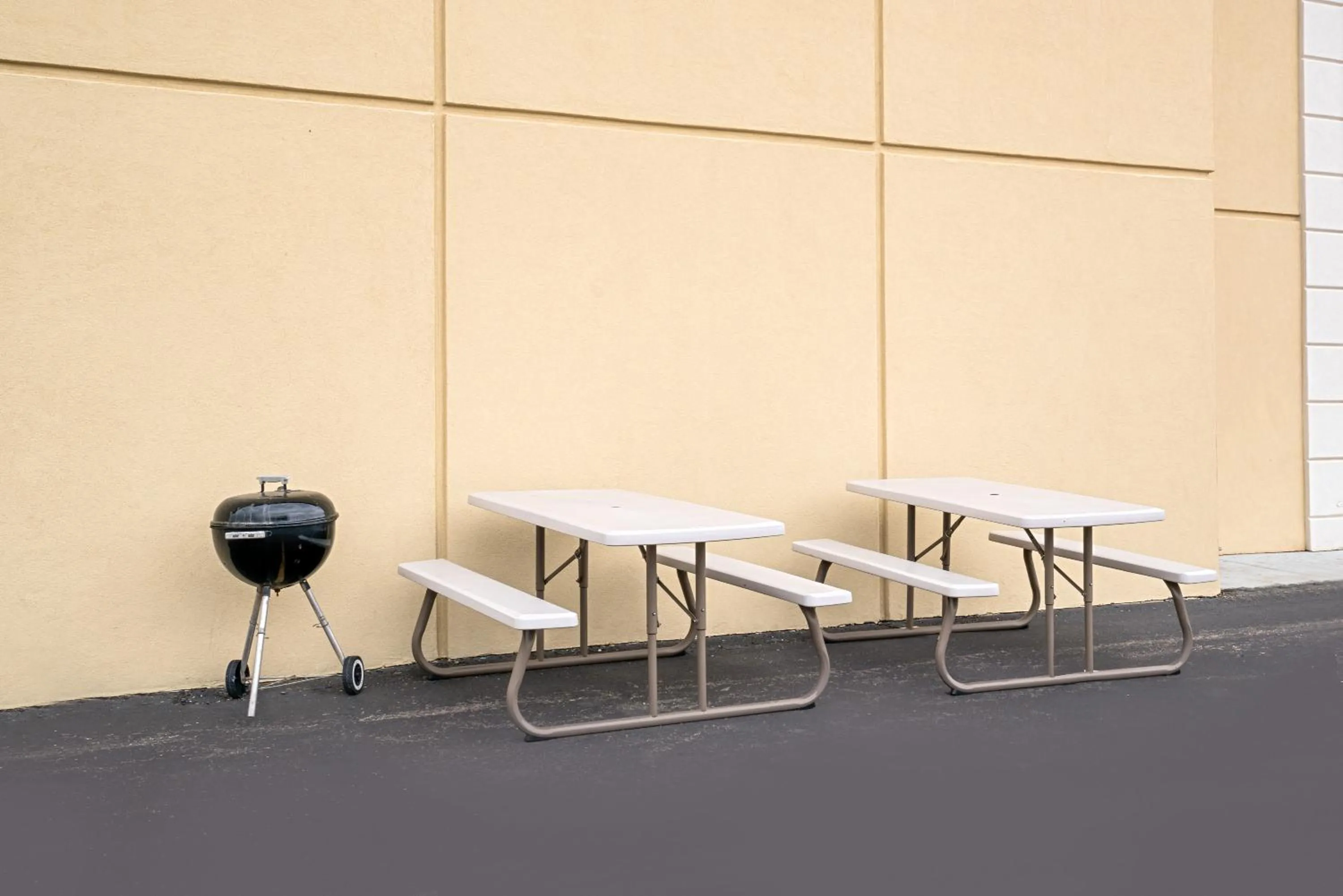 Day in Super 8 by Wyndham Marshall MN