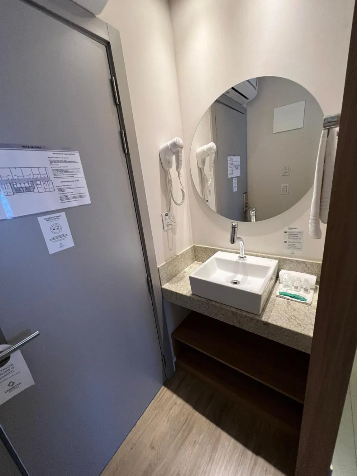 Bathroom in Hotel Laghetto Estação