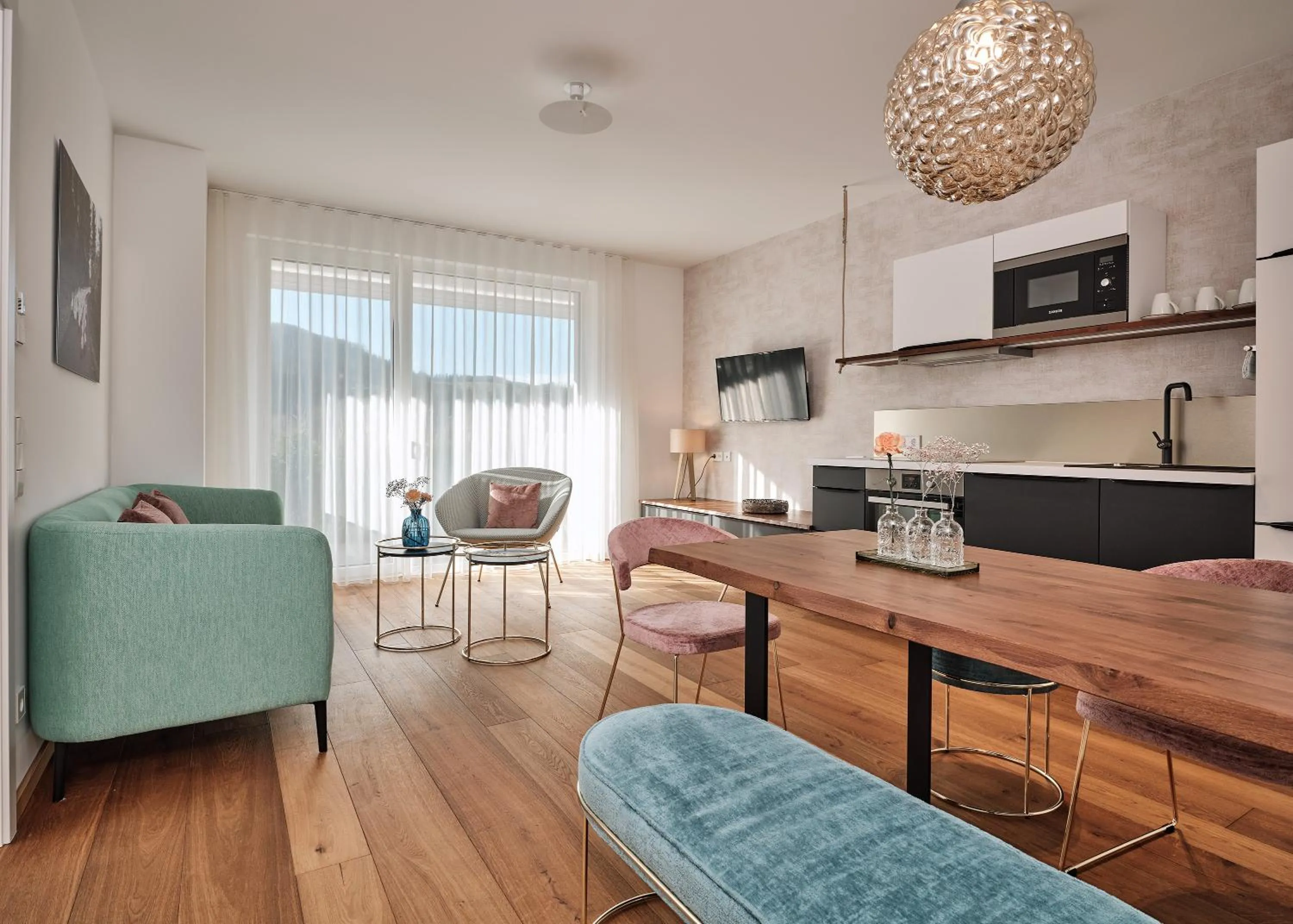 Kitchen or kitchenette in WaldFunkeln LODGE