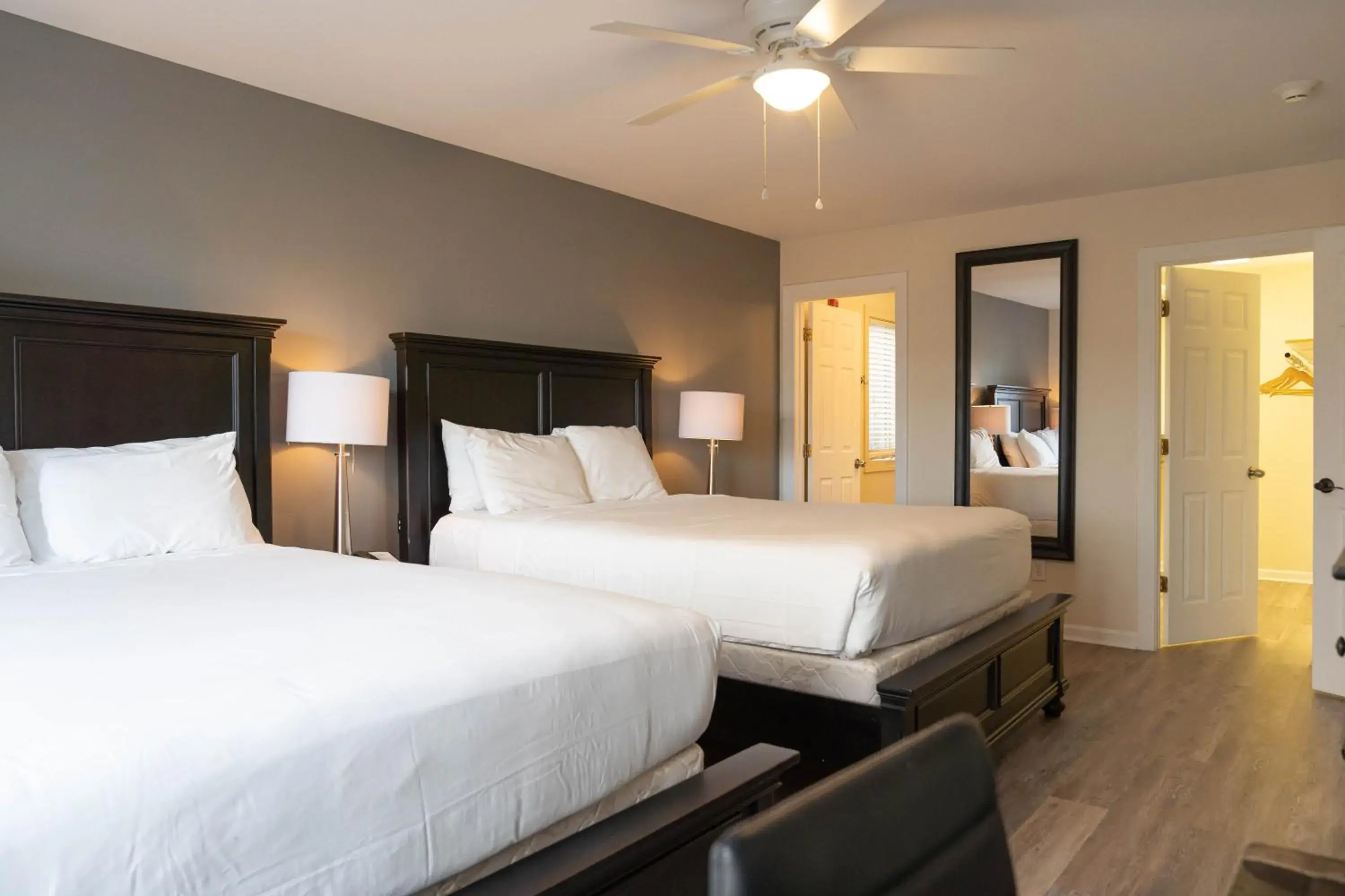 Bed in Inn at Crestwood Bed in Inn at Crestwood