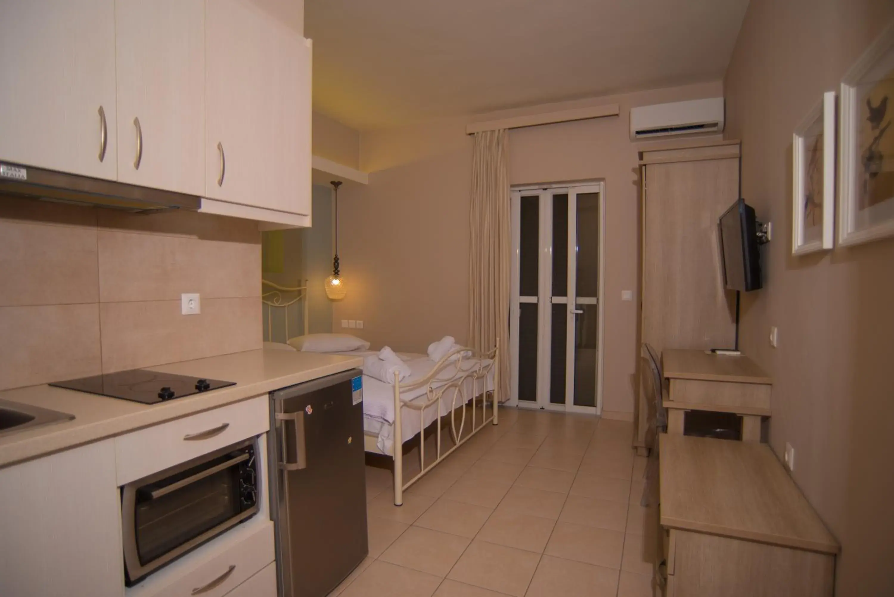 Small Double Room in Studios Artemis Small Double Room in Studios Artemis