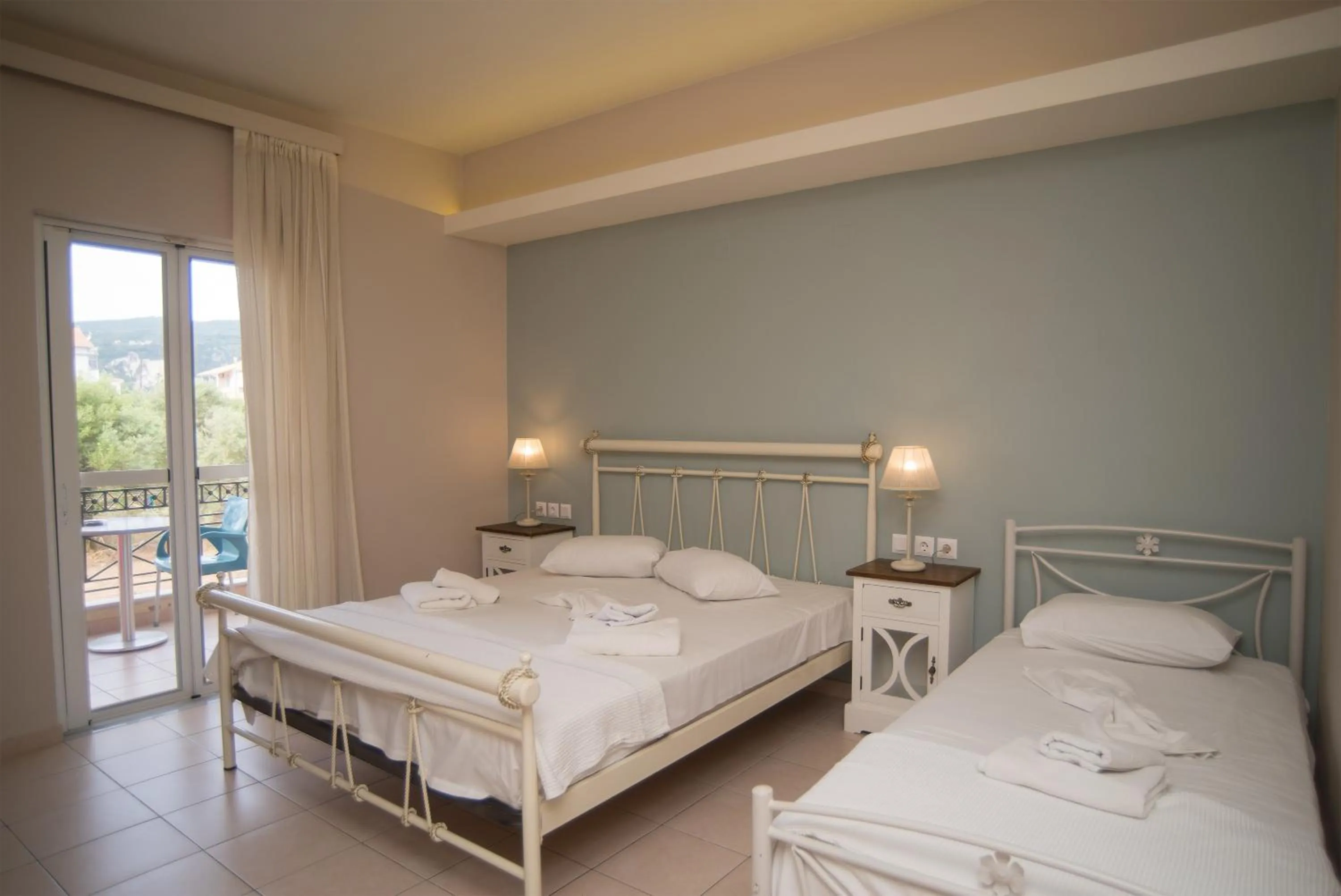 Bedroom, Bed in Studios Artemis