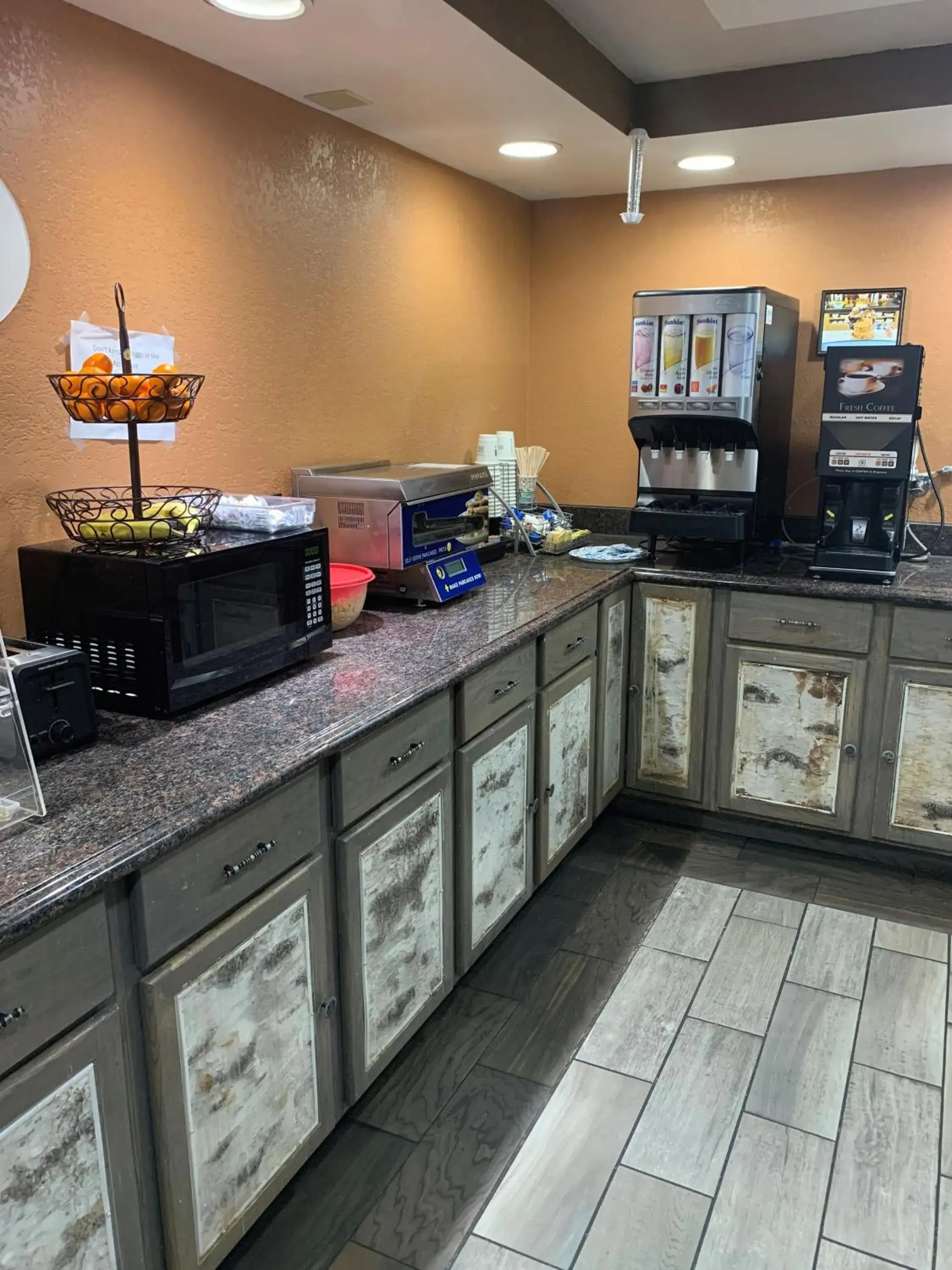 Breakfast in Super 8 by Wyndham Rice Lake Breakfast in Super 8 by Wyndham Rice Lake