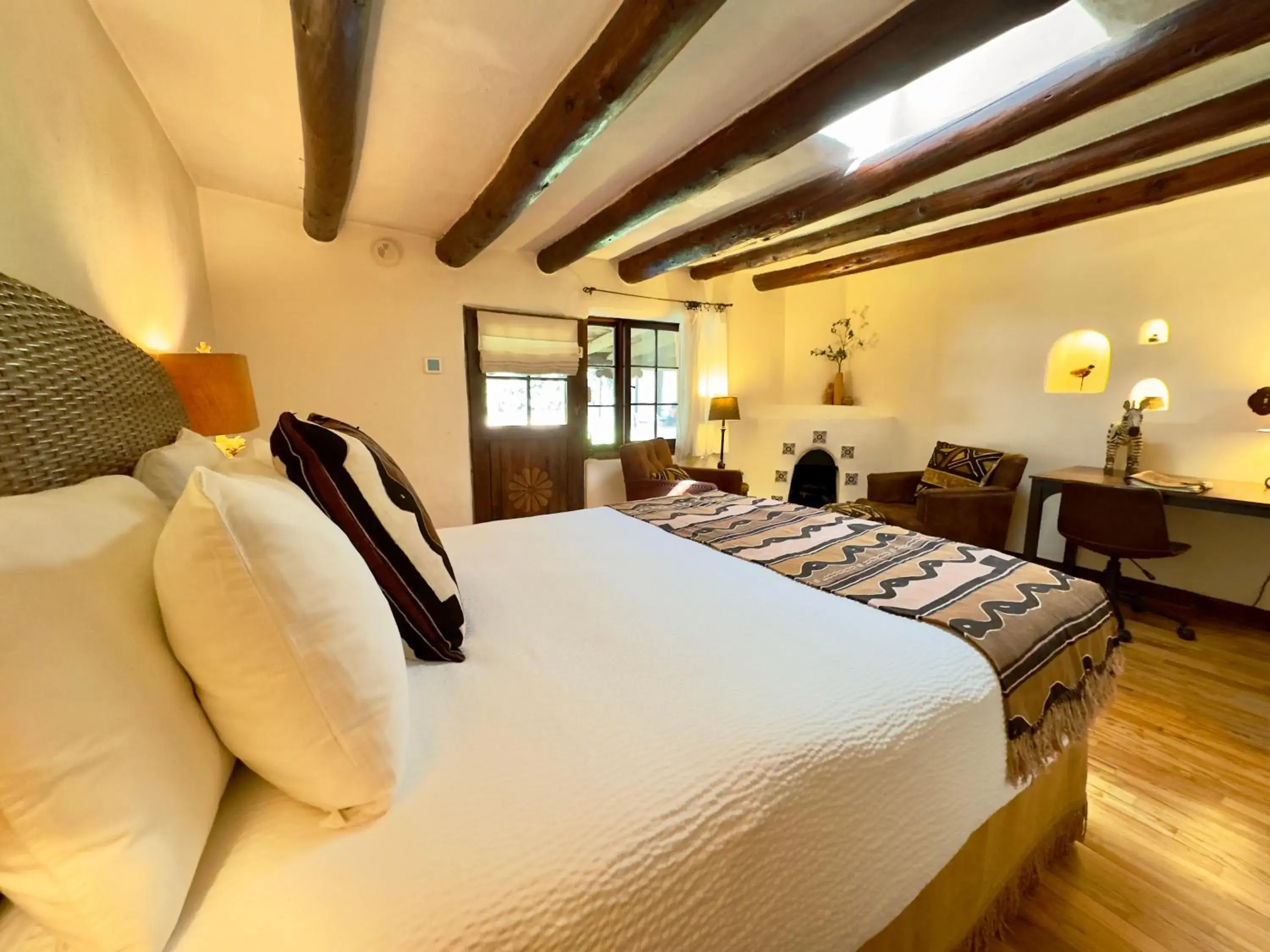 Bed in Old Taos Guesthouse B&B Bed in Old Taos Guesthouse B&B