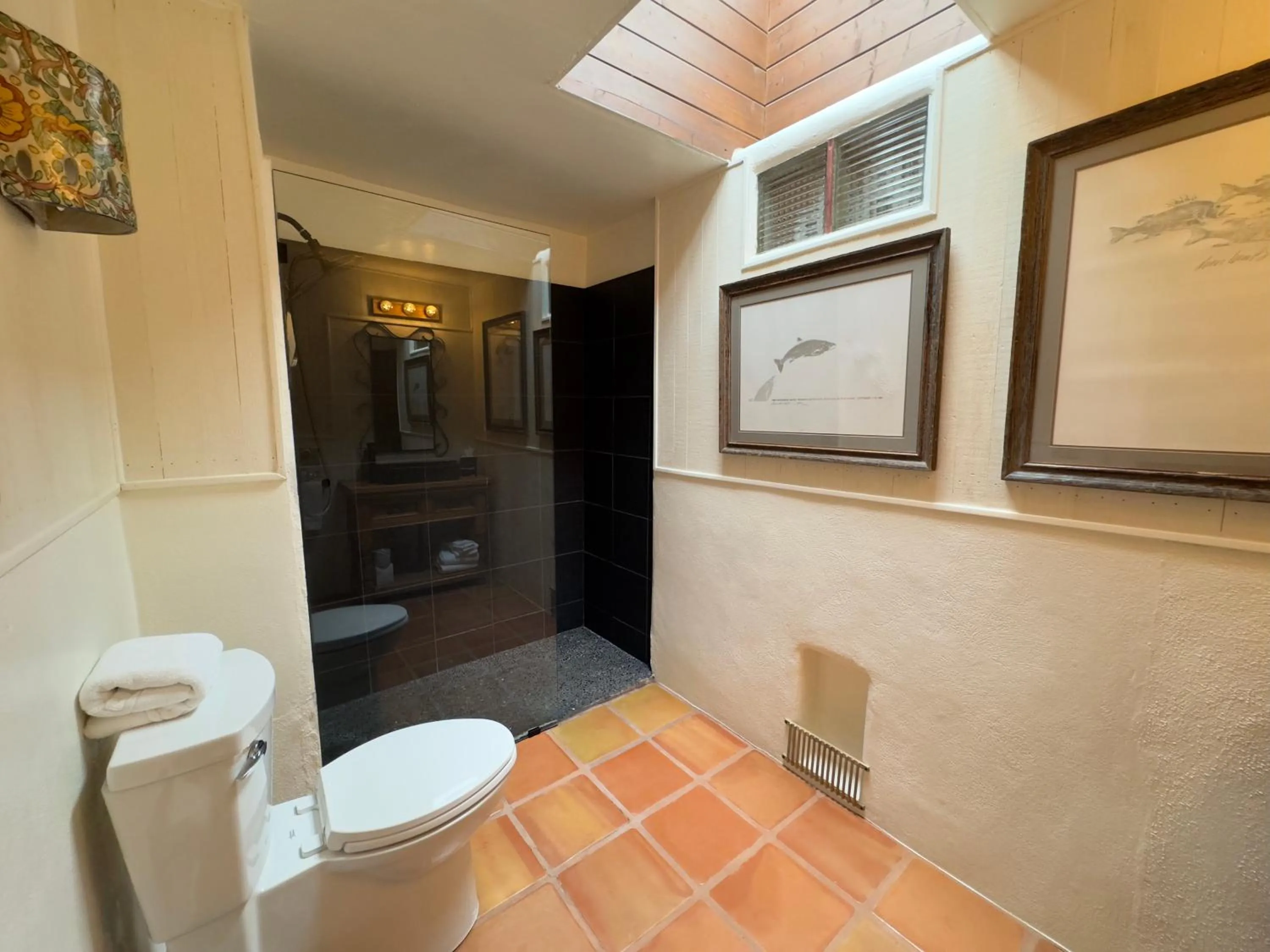 Old Taos Guesthouse B&B