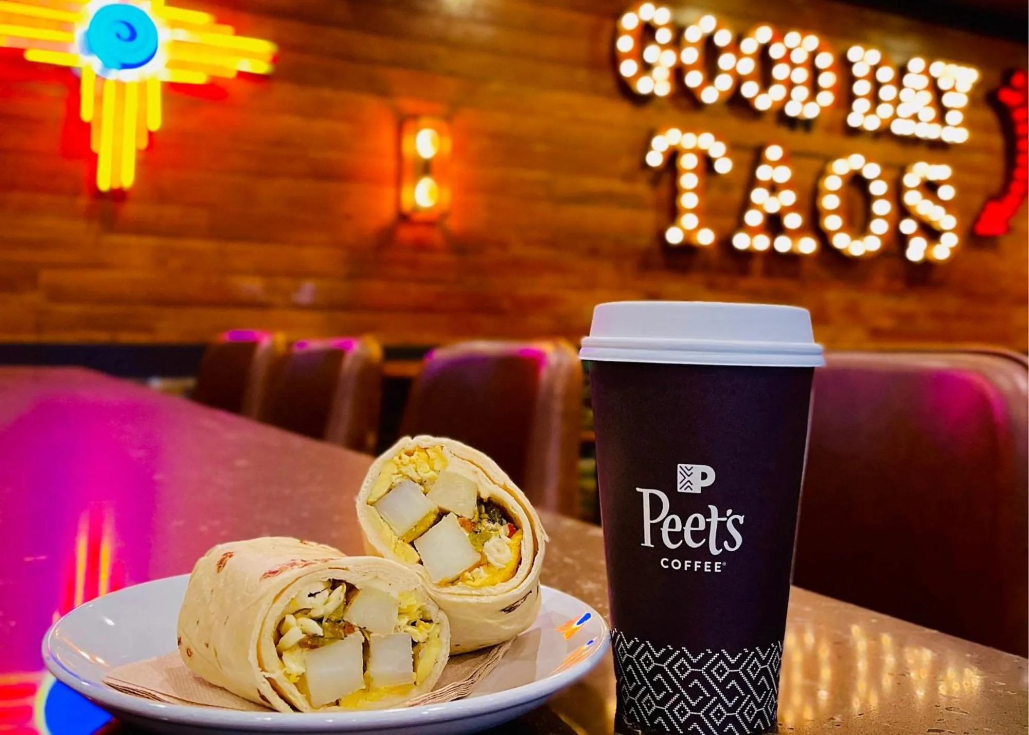 Coffee/tea facilities in Taos Valley Lodge
