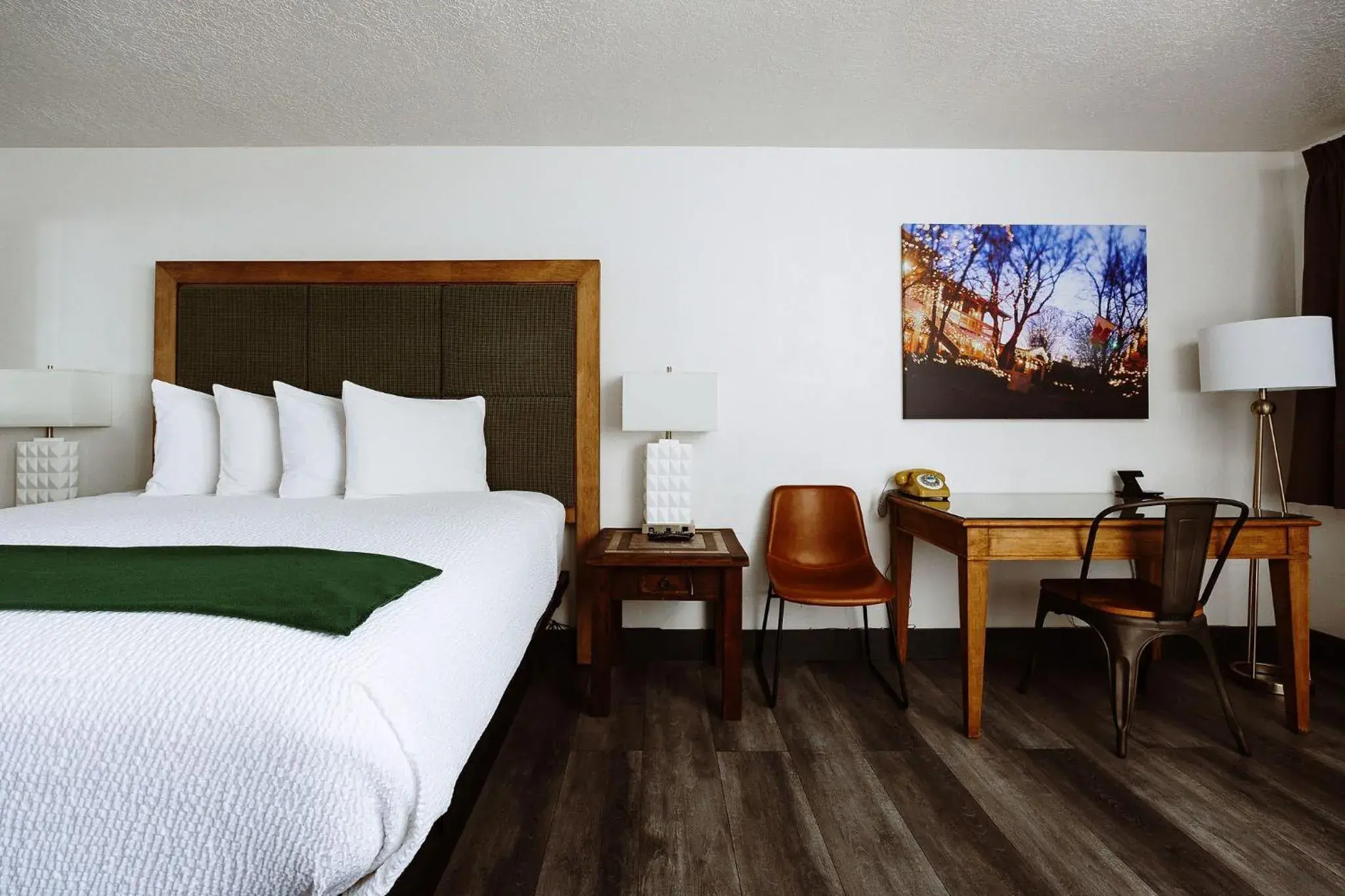 Deluxe Single Room - single occupancy in Taos Valley Lodge Deluxe Single Room - single occupancy in Taos Valley Lodge