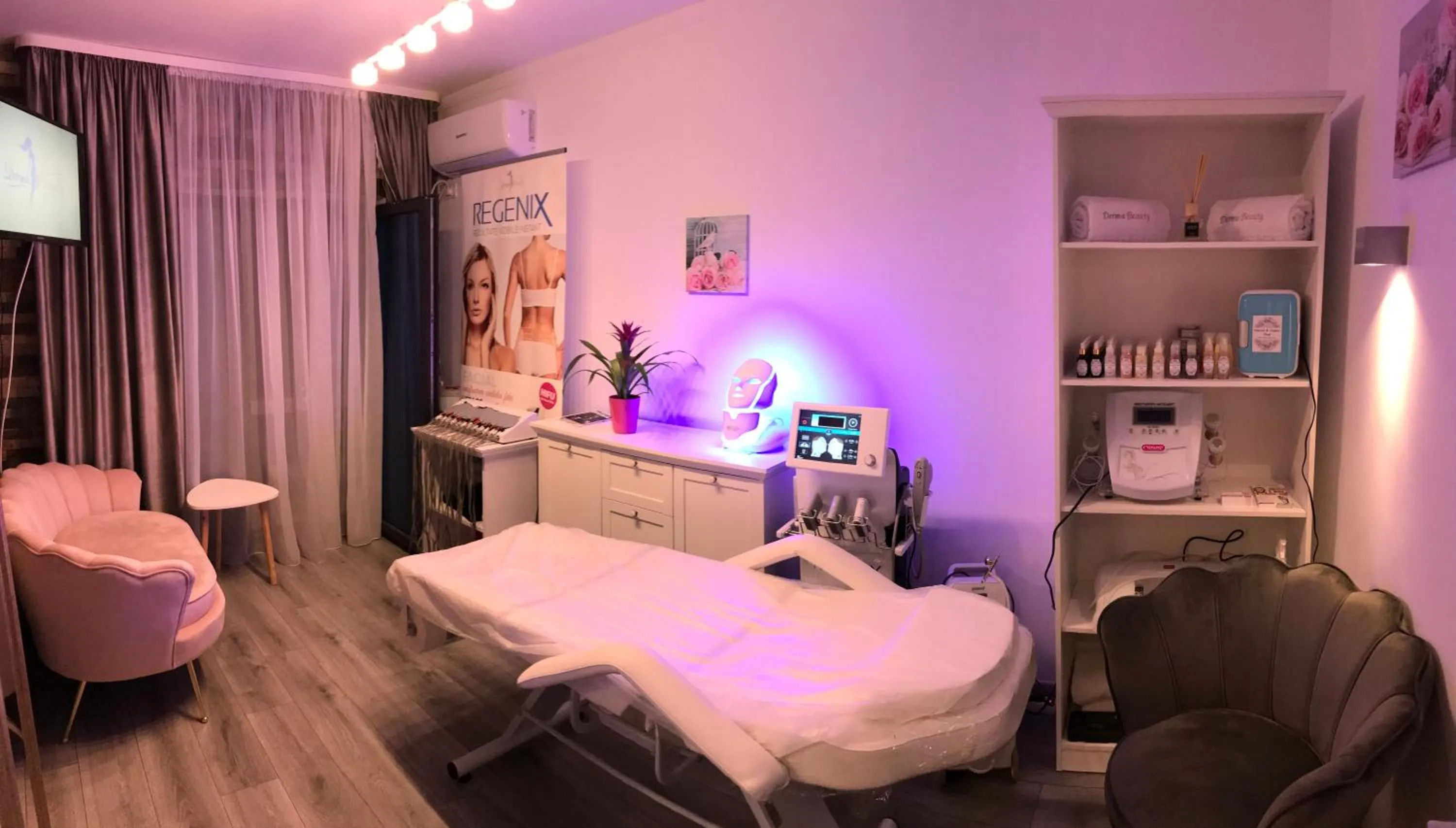 Bed in MAV Boutique Villa