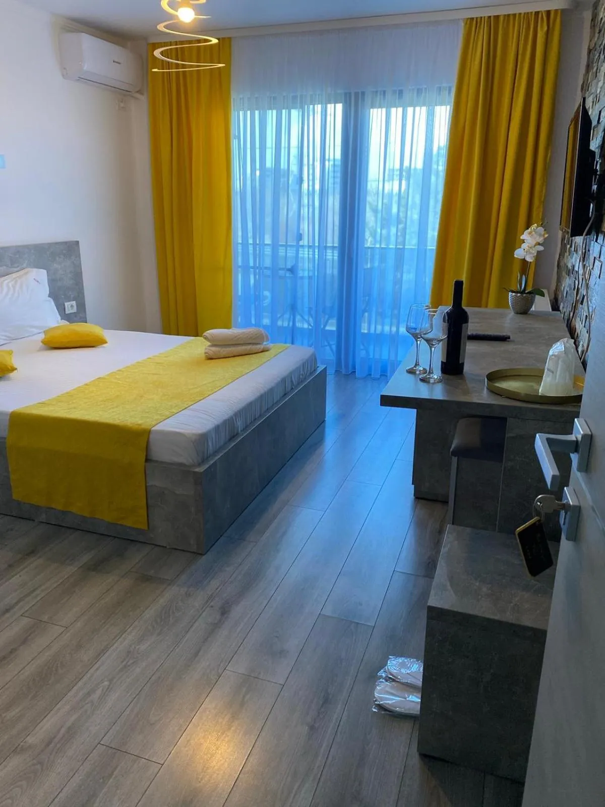 Bed in MAV Boutique Villa