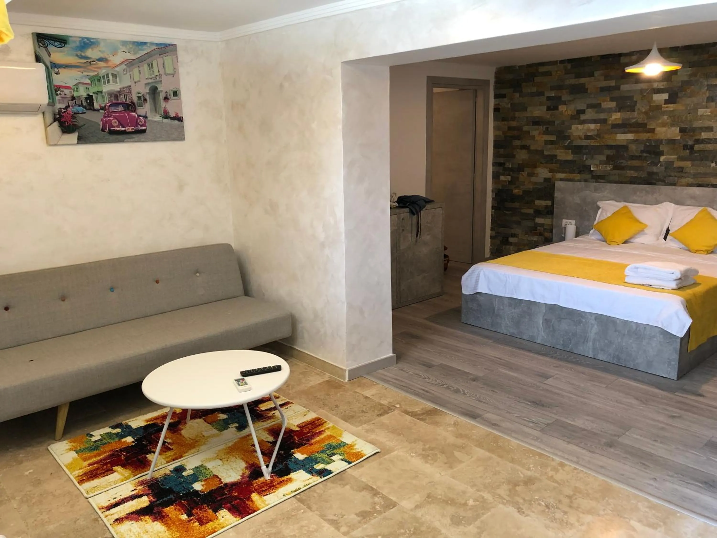 Bed in MAV Boutique Villa